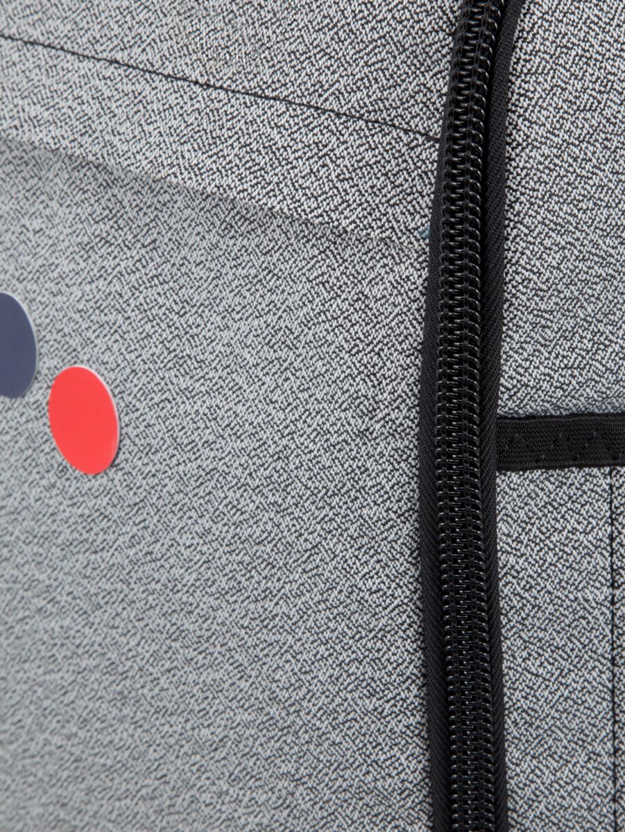 Sac à dos gris et noir en plastique recyclé - cubik medium