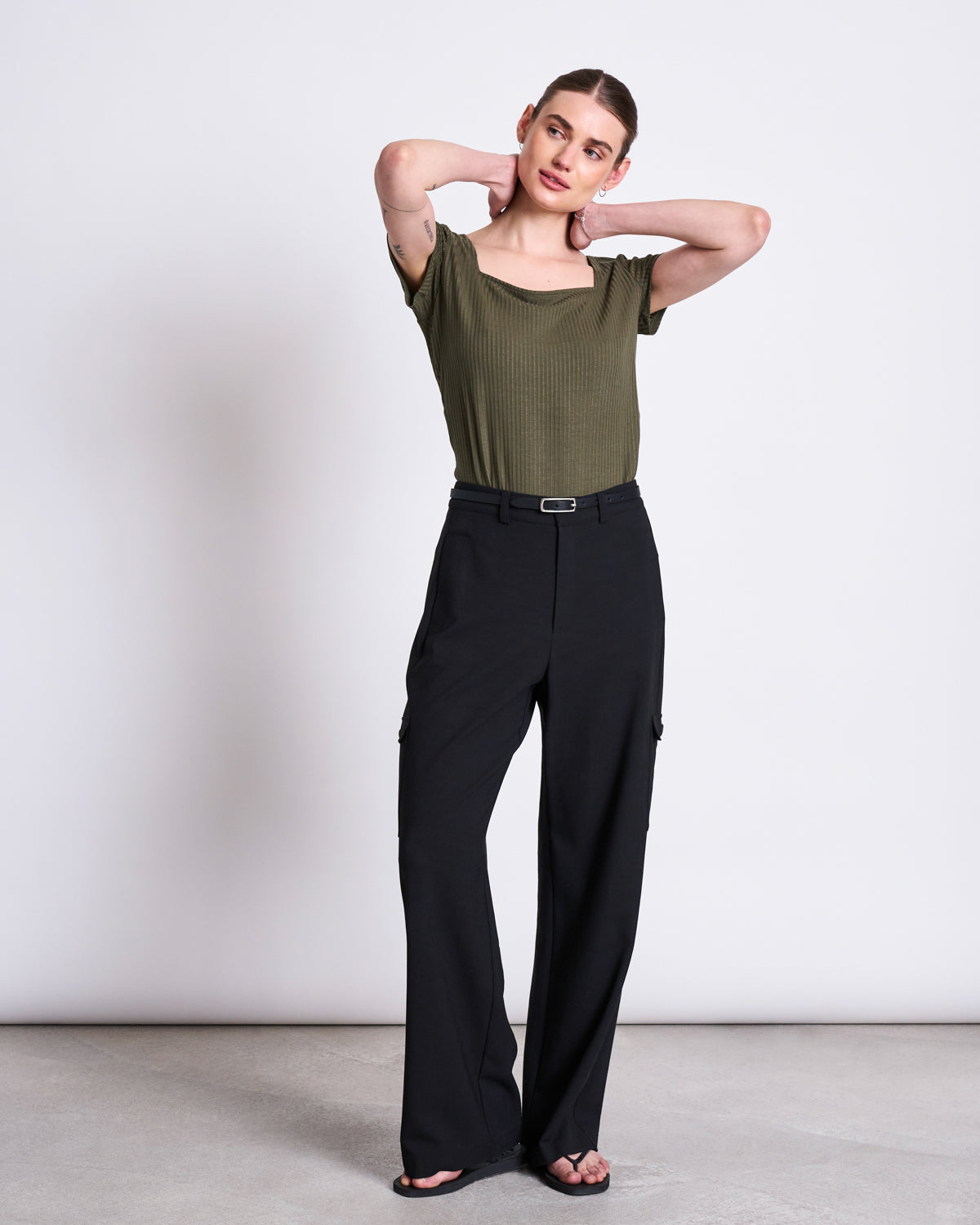 T-shirt en tencel® (procédé lyocell) | vert "arima - dark olive"