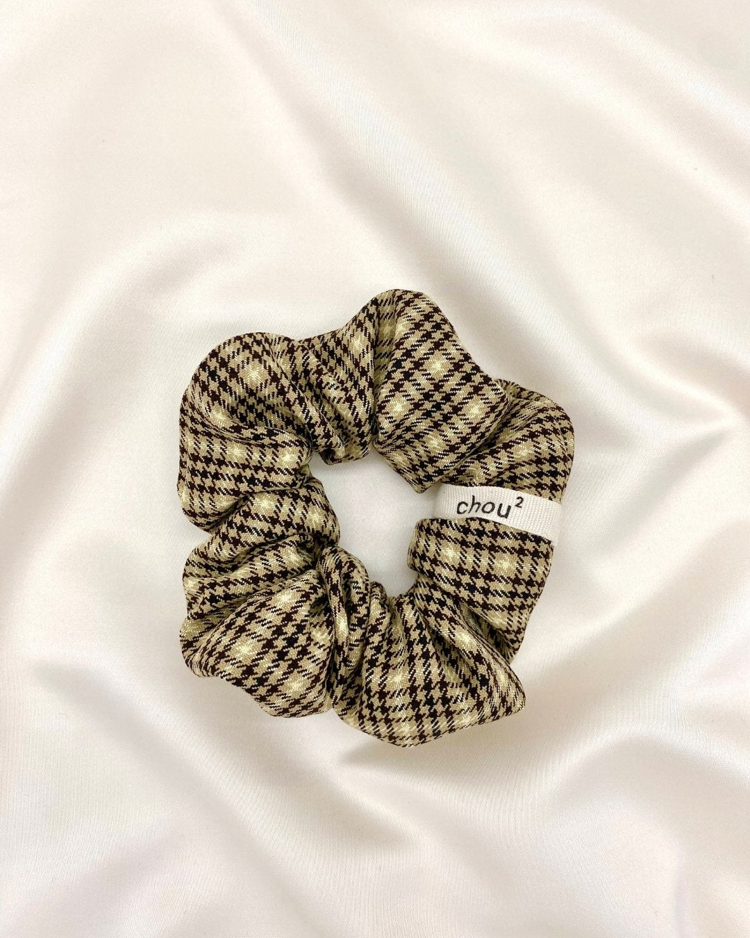 Chouchou à motif pied de poule en polyester et viscose upcyclés - petit