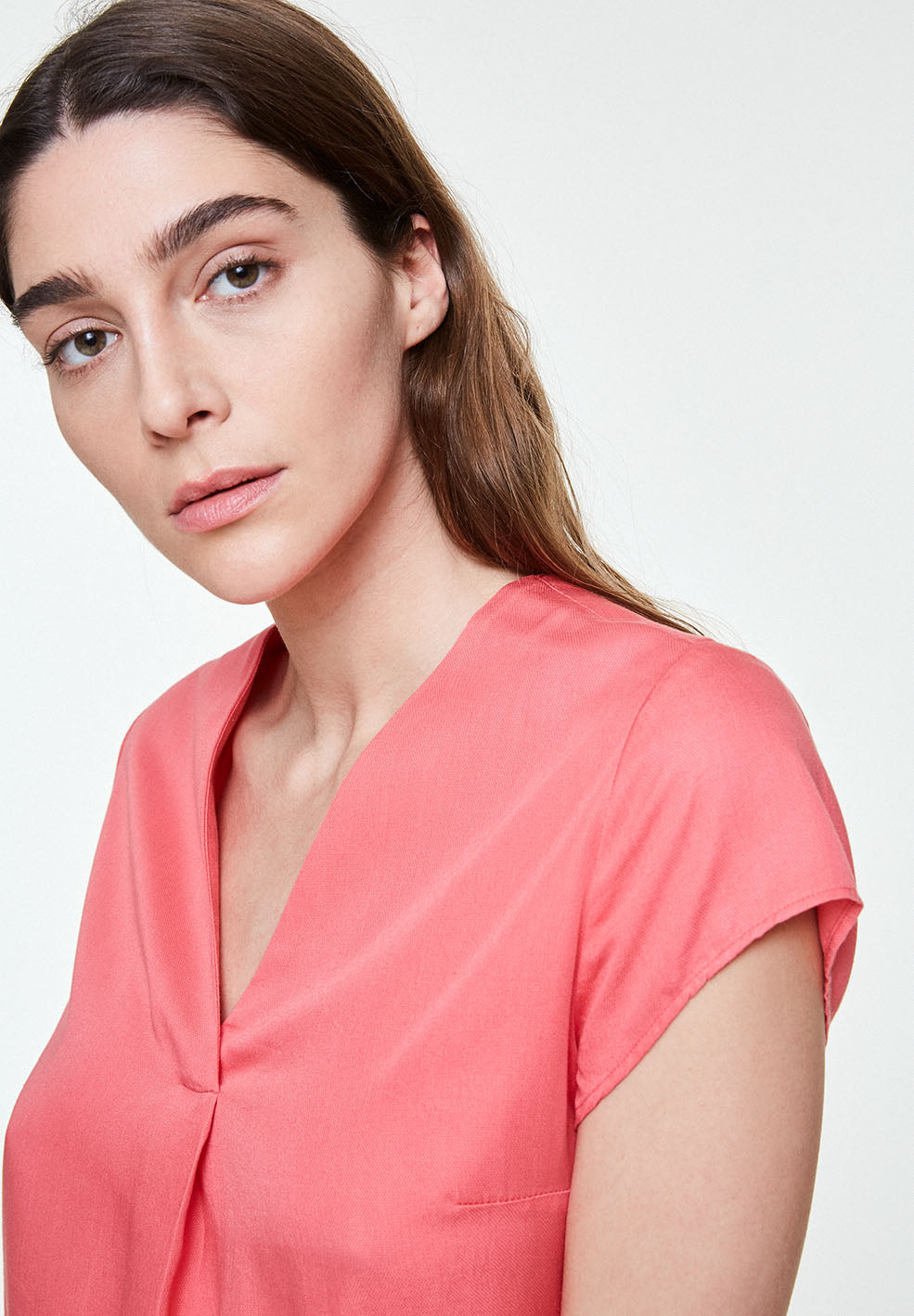 Robe col V rose en tencel - Lenkaa