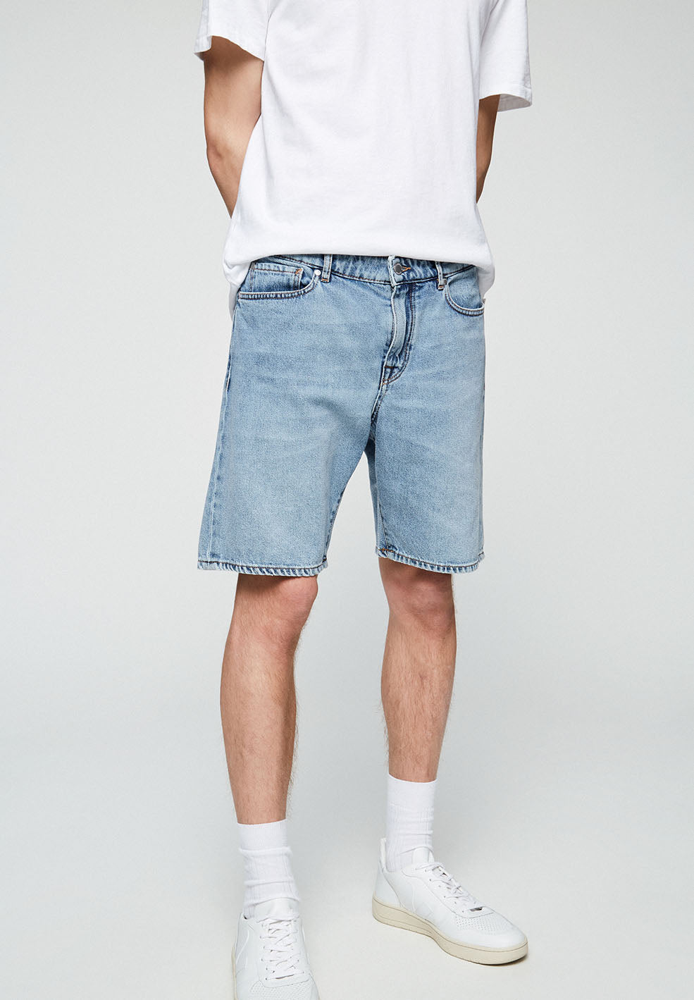 Short jean bleu clair délavé en coton bio - Haauke