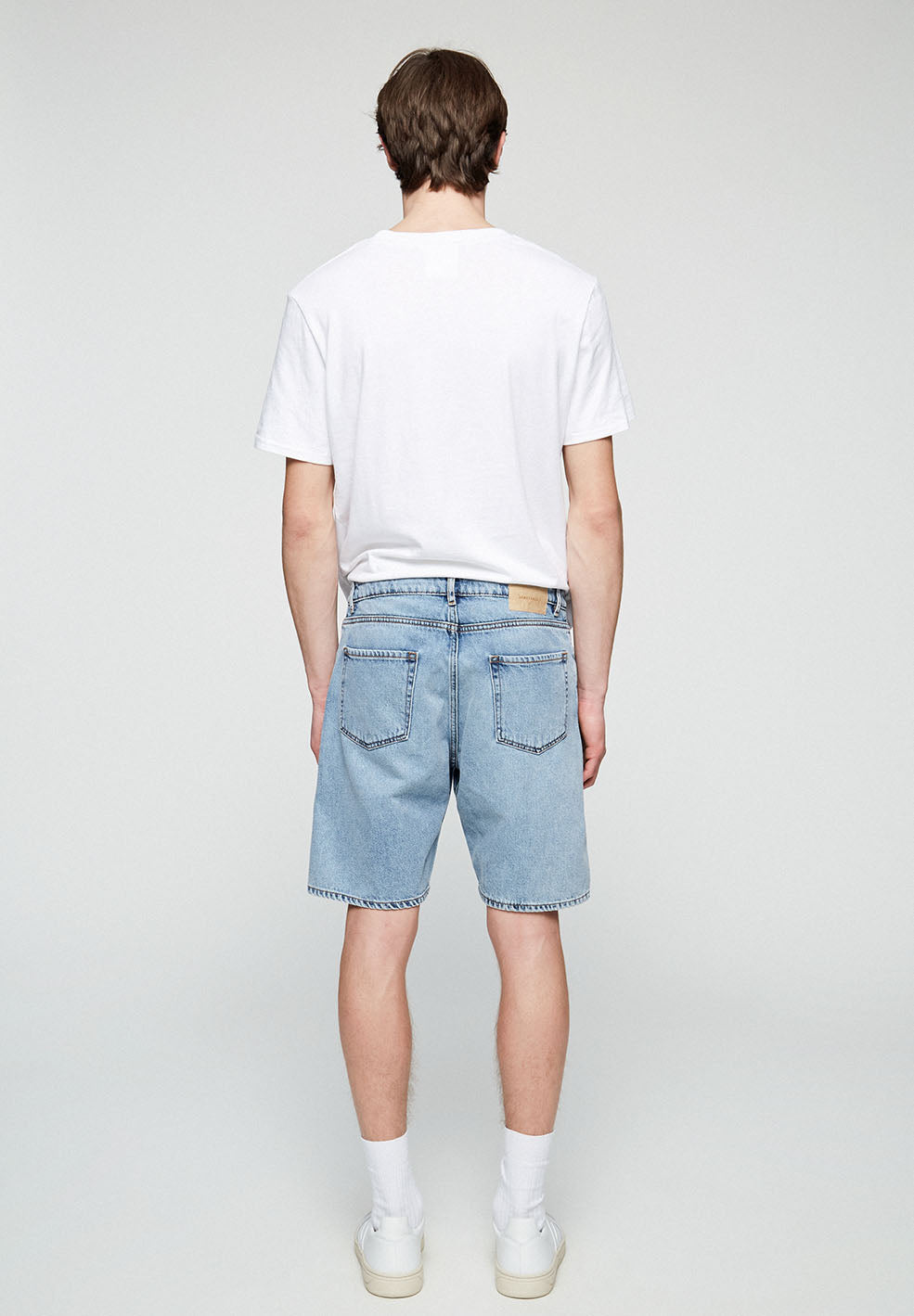 Short jean bleu clair délavé en coton bio - Haauke