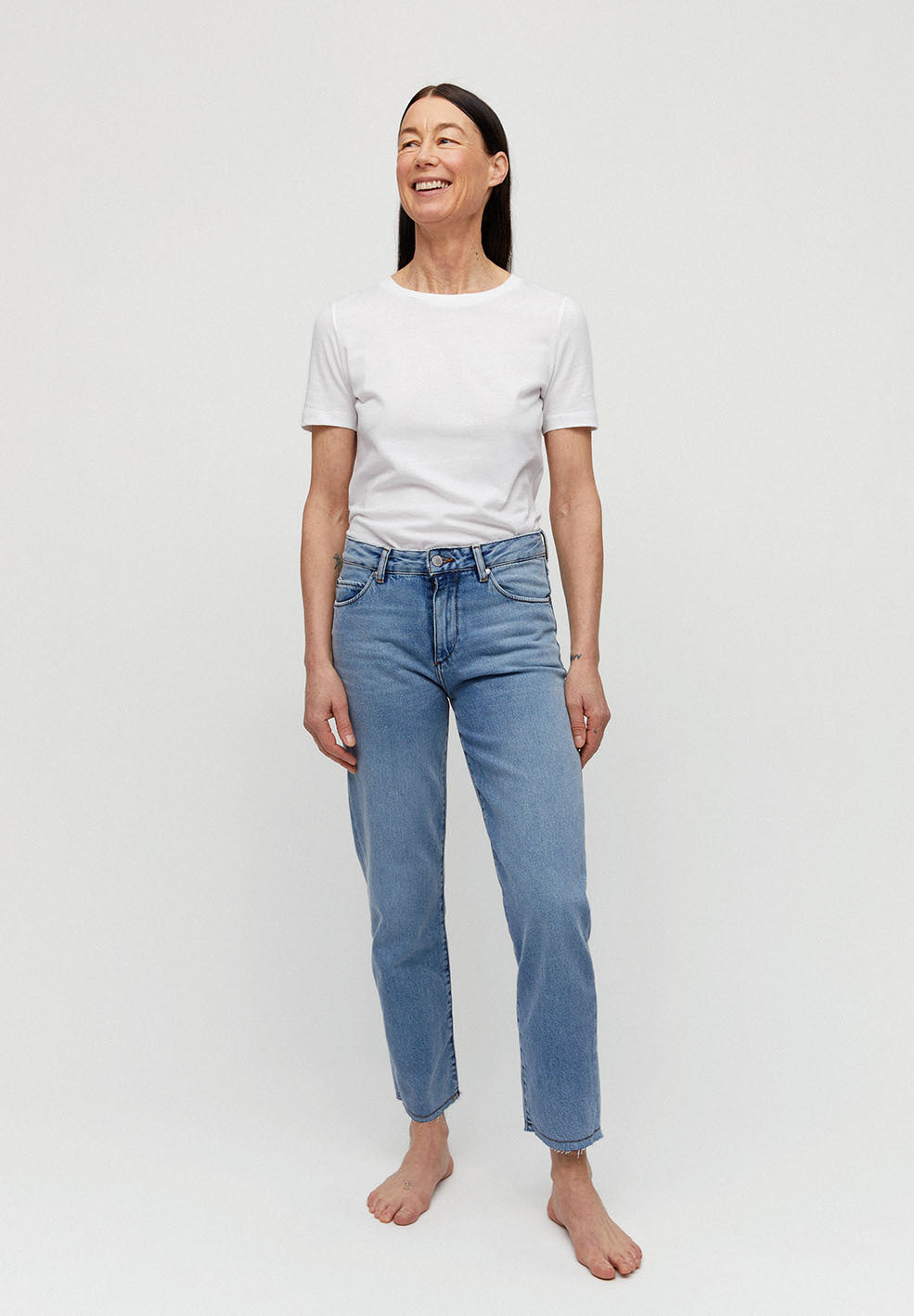 Jean droit bleu clair en coton bio -  Fjellaa cropped mid blue