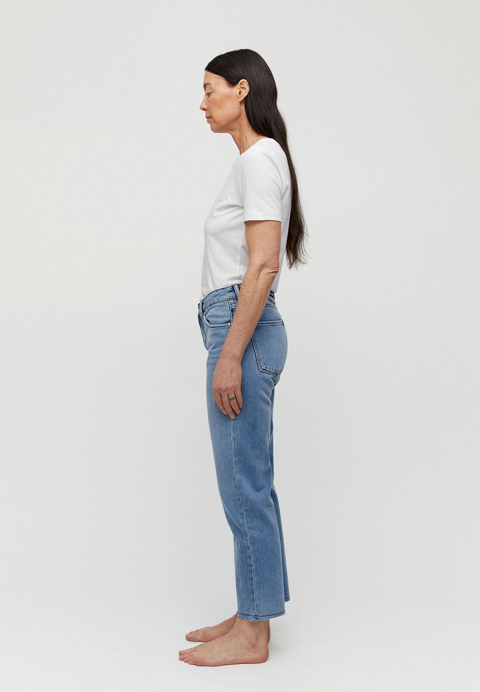 Jean droit bleu clair en coton bio -  Fjellaa cropped mid blue