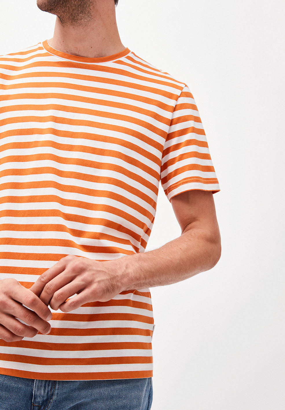 T-shirt rayé orange et blanc en coton bio - Jaames Breton