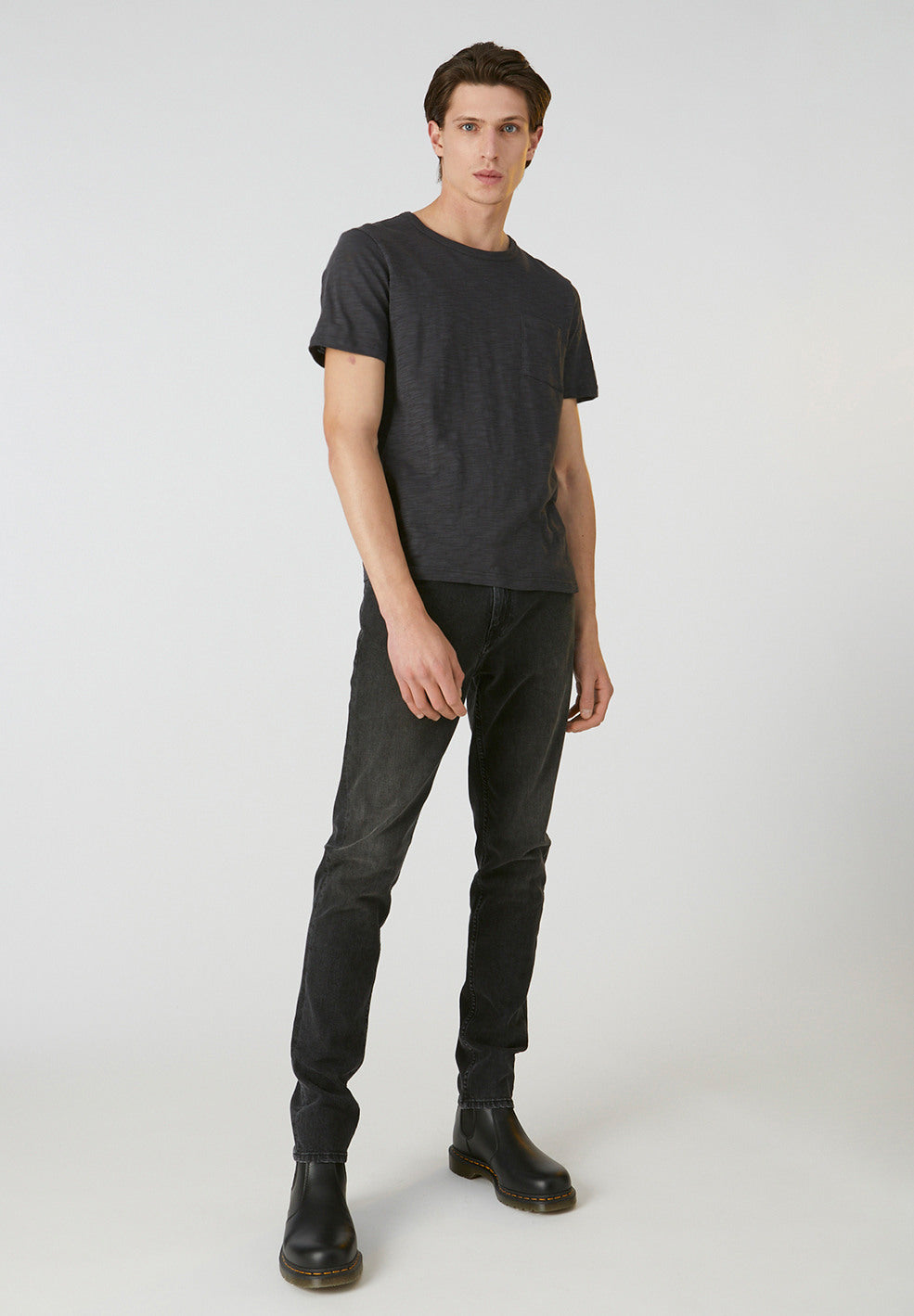 T-shirt avec poche gris chiné foncé en coton bio - Paaul pocket