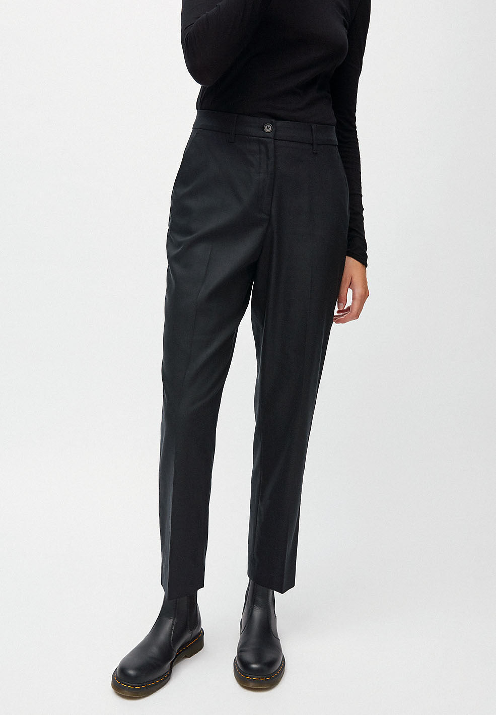 Pantalon à pinces noir en tencel - herttaa