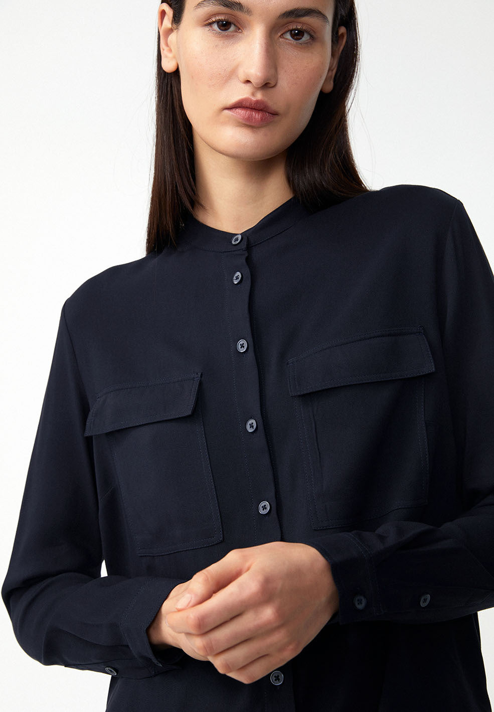 Chemise col mao marine en lenzing - Pihlaa