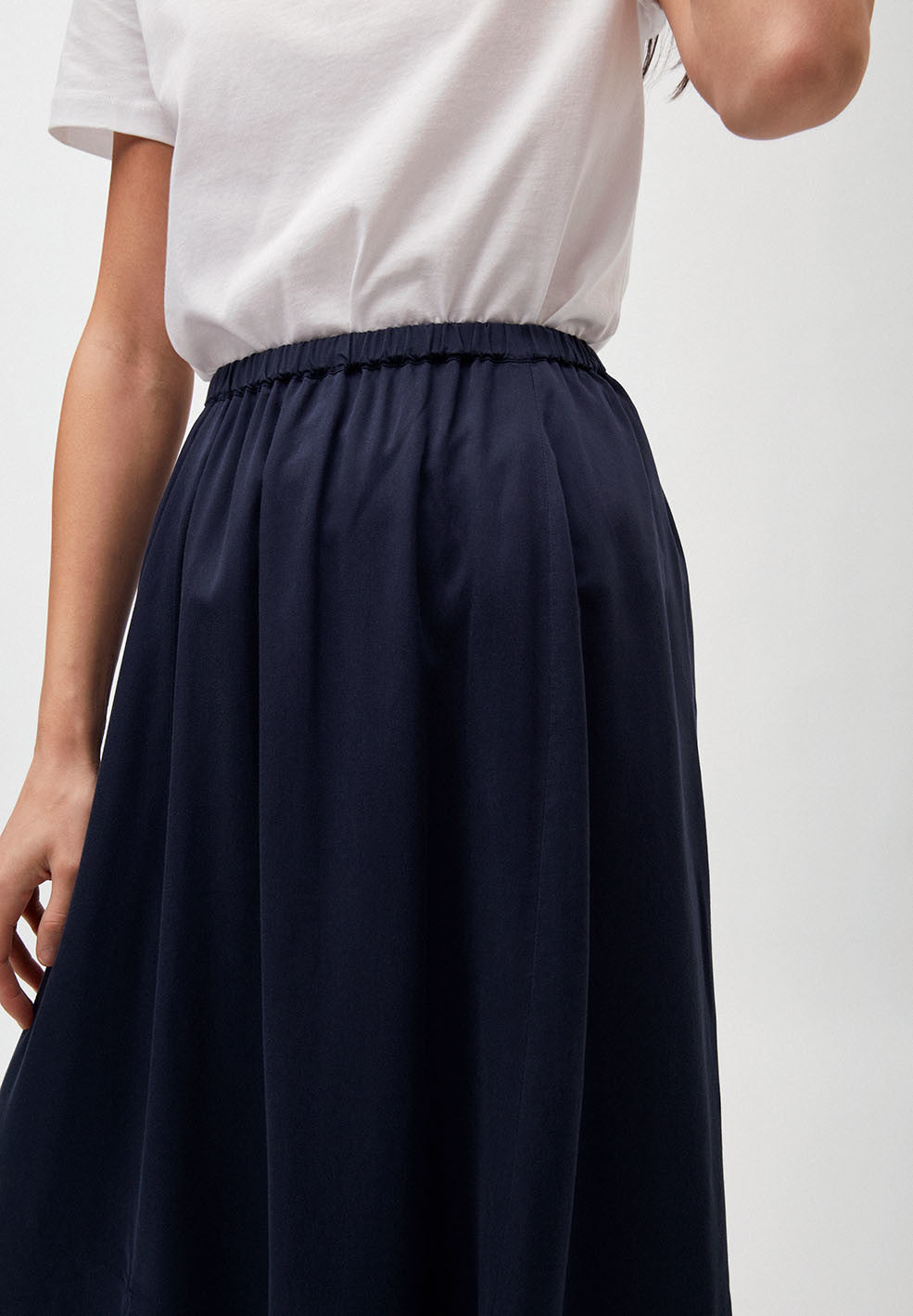 Jupe longue bleu nuit en tencel - Katinkaa