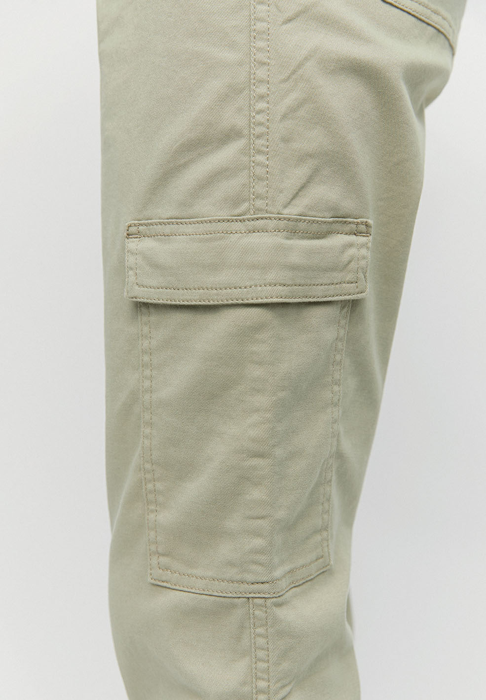 Pantalon cargo vert pâle en coton bio - Virginiaa