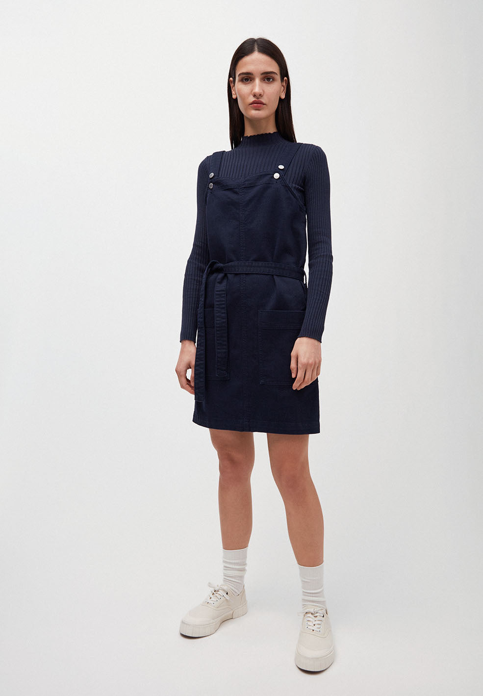 Robe salopette cintrée marine en coton bio - Leoniaa