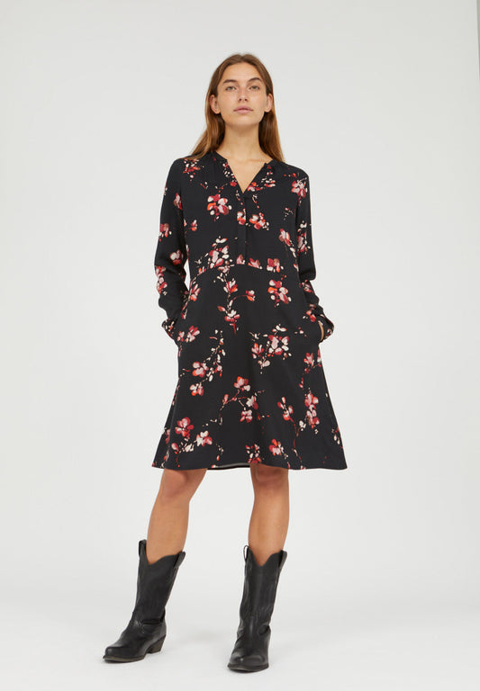 Robe imprimé floral noire en viscose - INAARI FLOWER BATIK