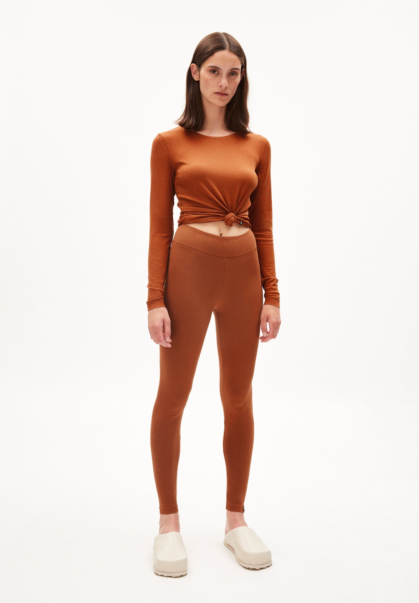T-shirt manches longues rouilles en tencel et coton bio - jaaleaa reddish brown