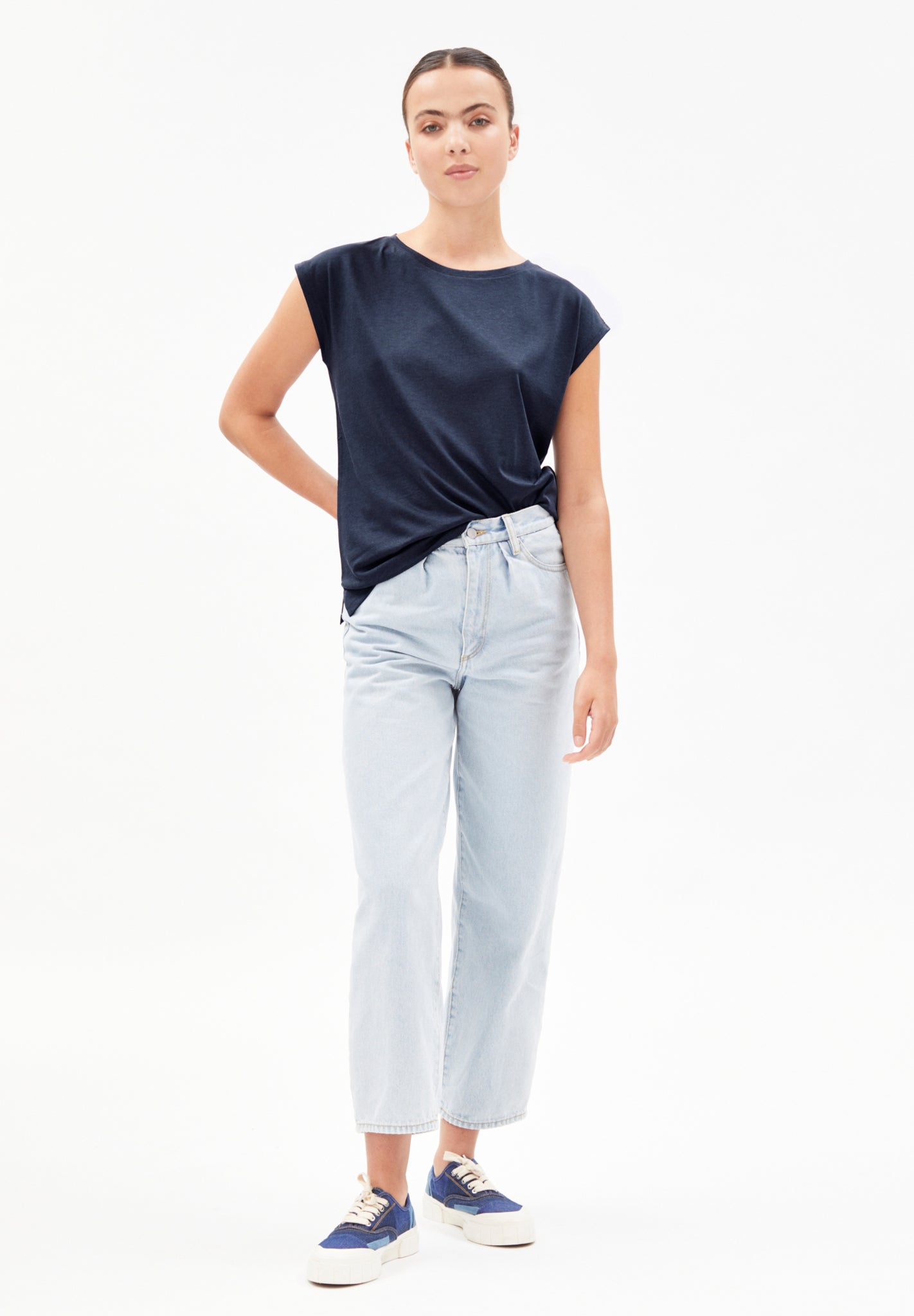 T-shirt bleu nuit en tencel - Jilaa