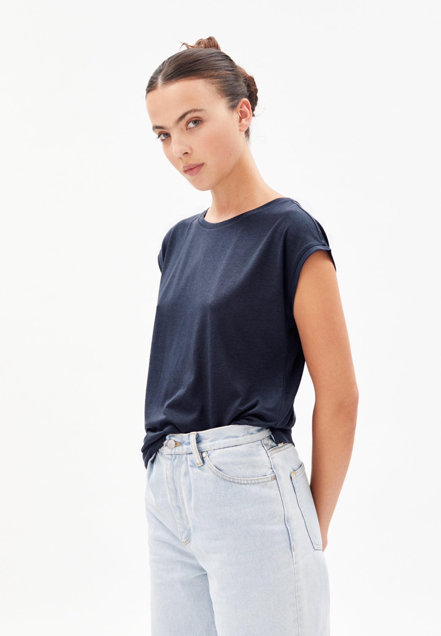 T-shirt bleu nuit en tencel - Jilaa