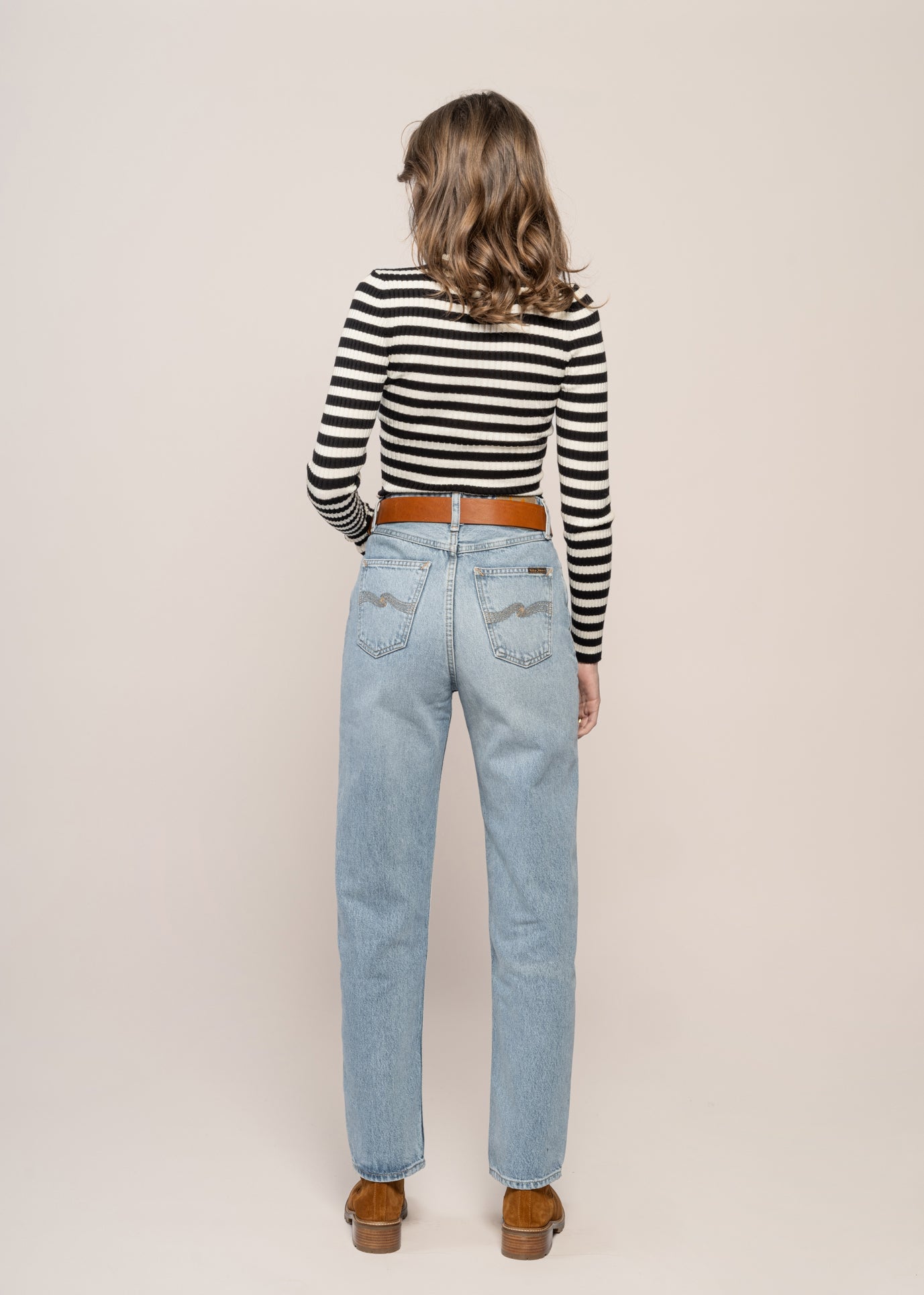 Sous-pull côtelé en coton bio | Rayé noir et blanc "alaania striped black-oatmilk"