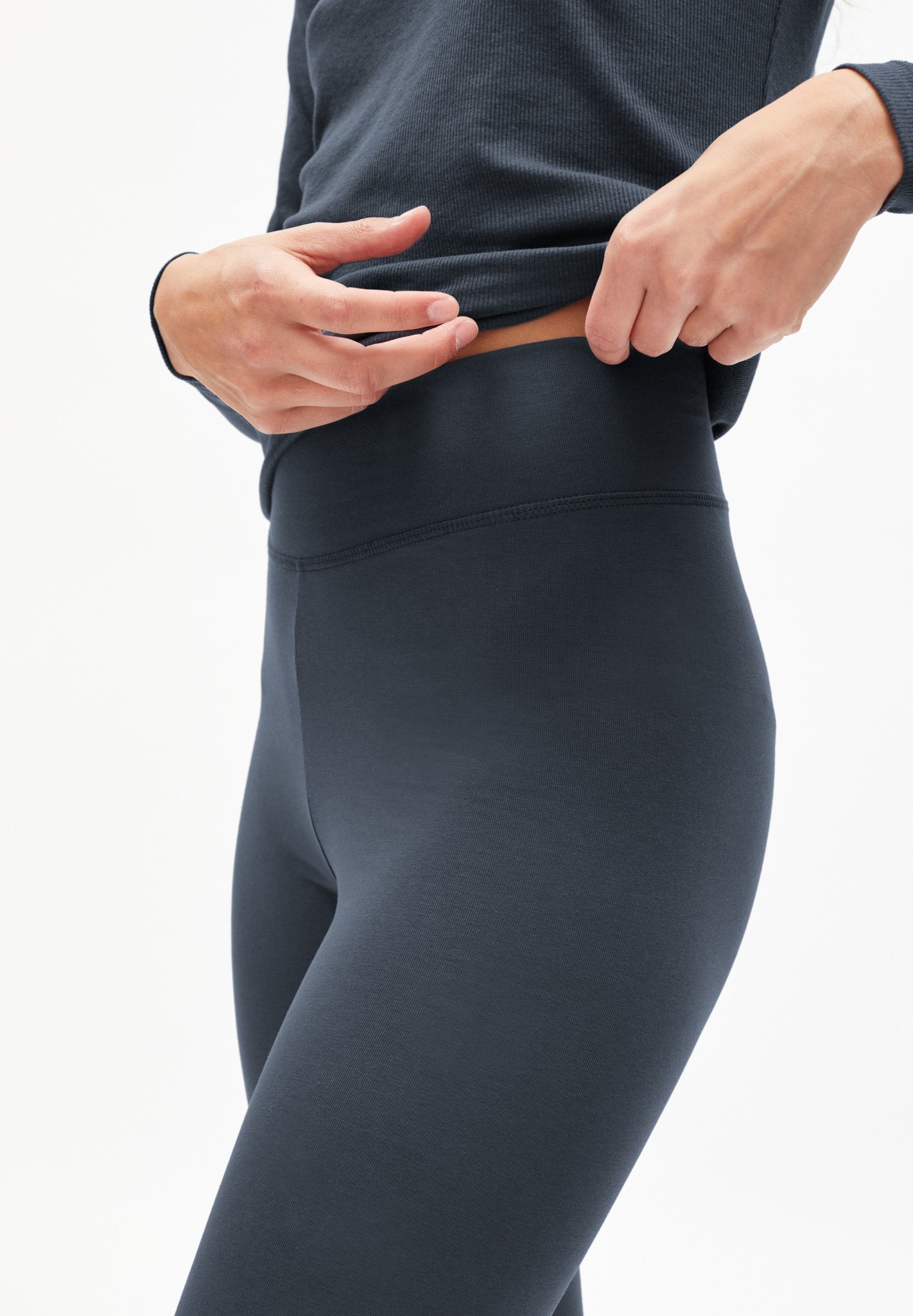 Legging bleu gris en coton bio - Faribaa logo indigo