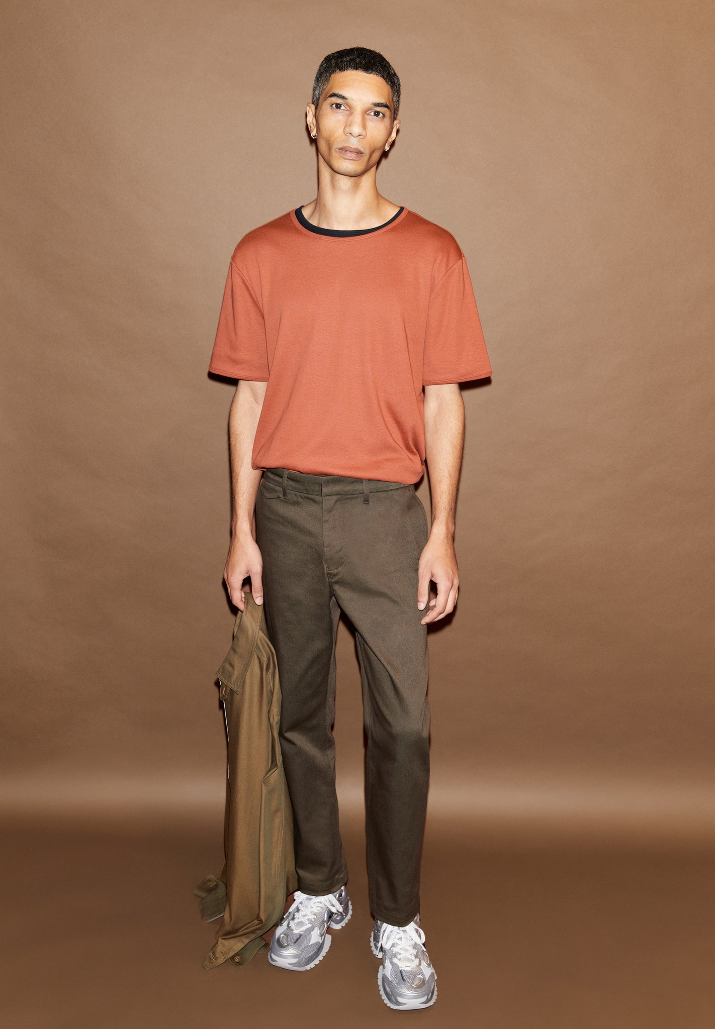 Pantalon chino en coton bio et recyclé | marron "alvaaro premium earth"