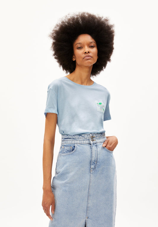 T-shirt bleu ciel en coton bio - nelaa gradient flower morning sky