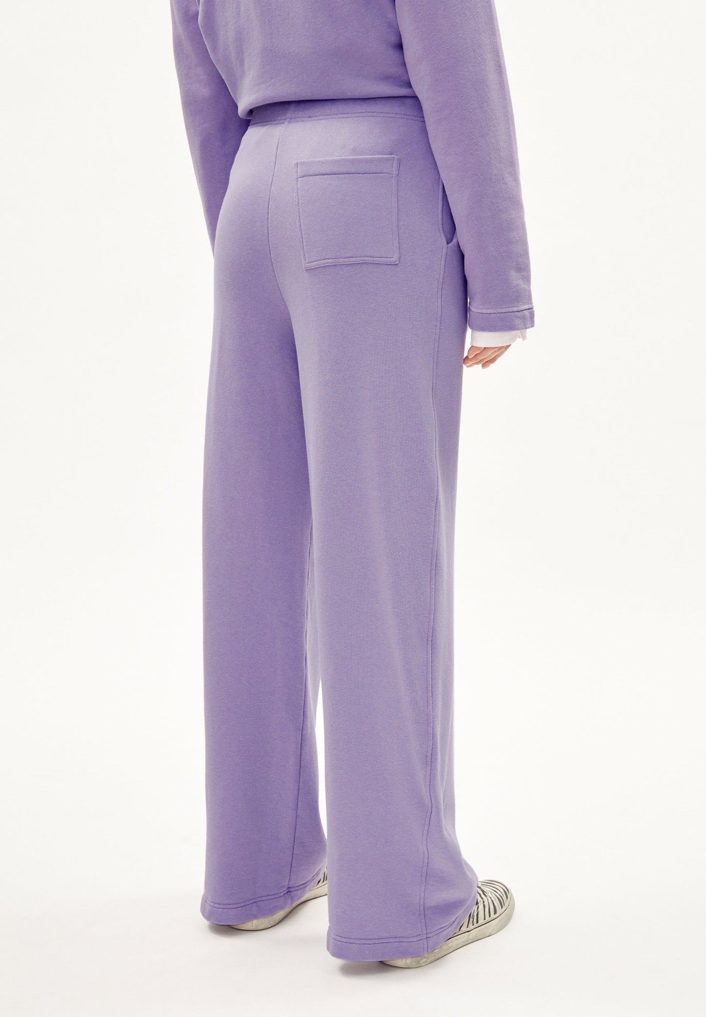 Pantalon de jogging en coton bio et recyclé | Violet "rinaa light purple stone"
