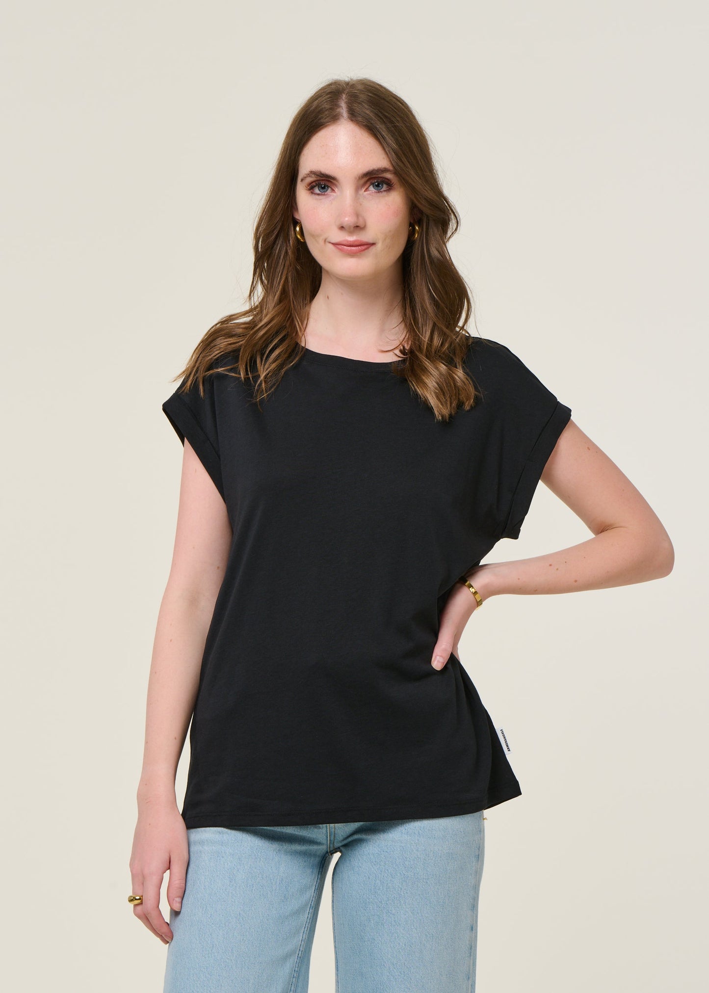 T-shirt en tencel | noir "jilaana black""