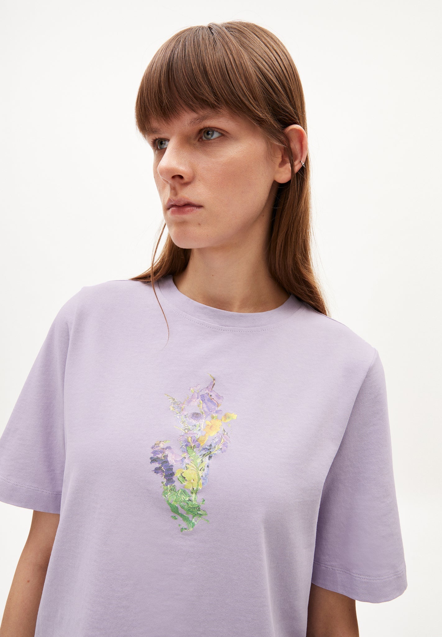 T-shirt manches courtes en coton bio | Violet "layaa melted flower light purple stone"