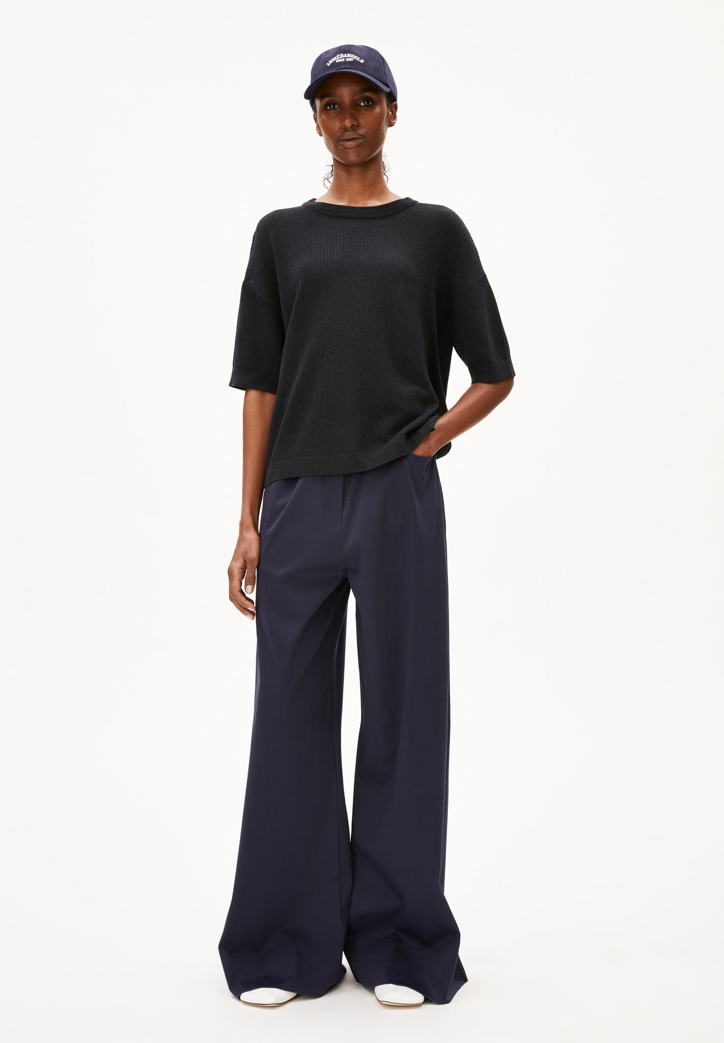 Top maille en lin, coton bio et ecovero | noir "Lizaa lino - black"