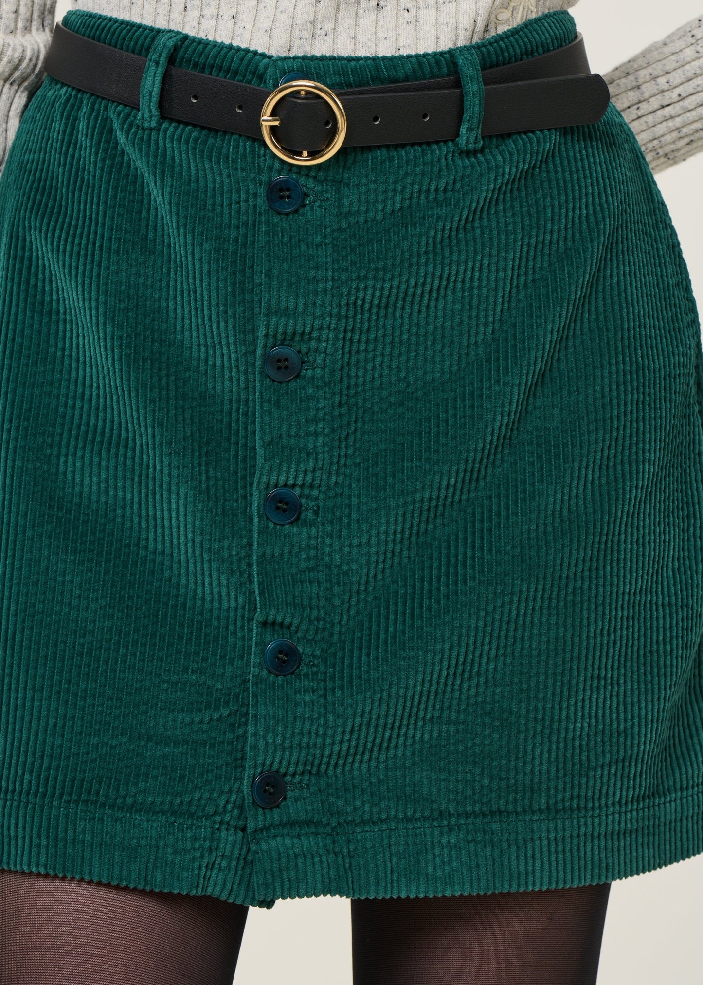 Jupe courte en velours | vert "corduroy mini skirt green"