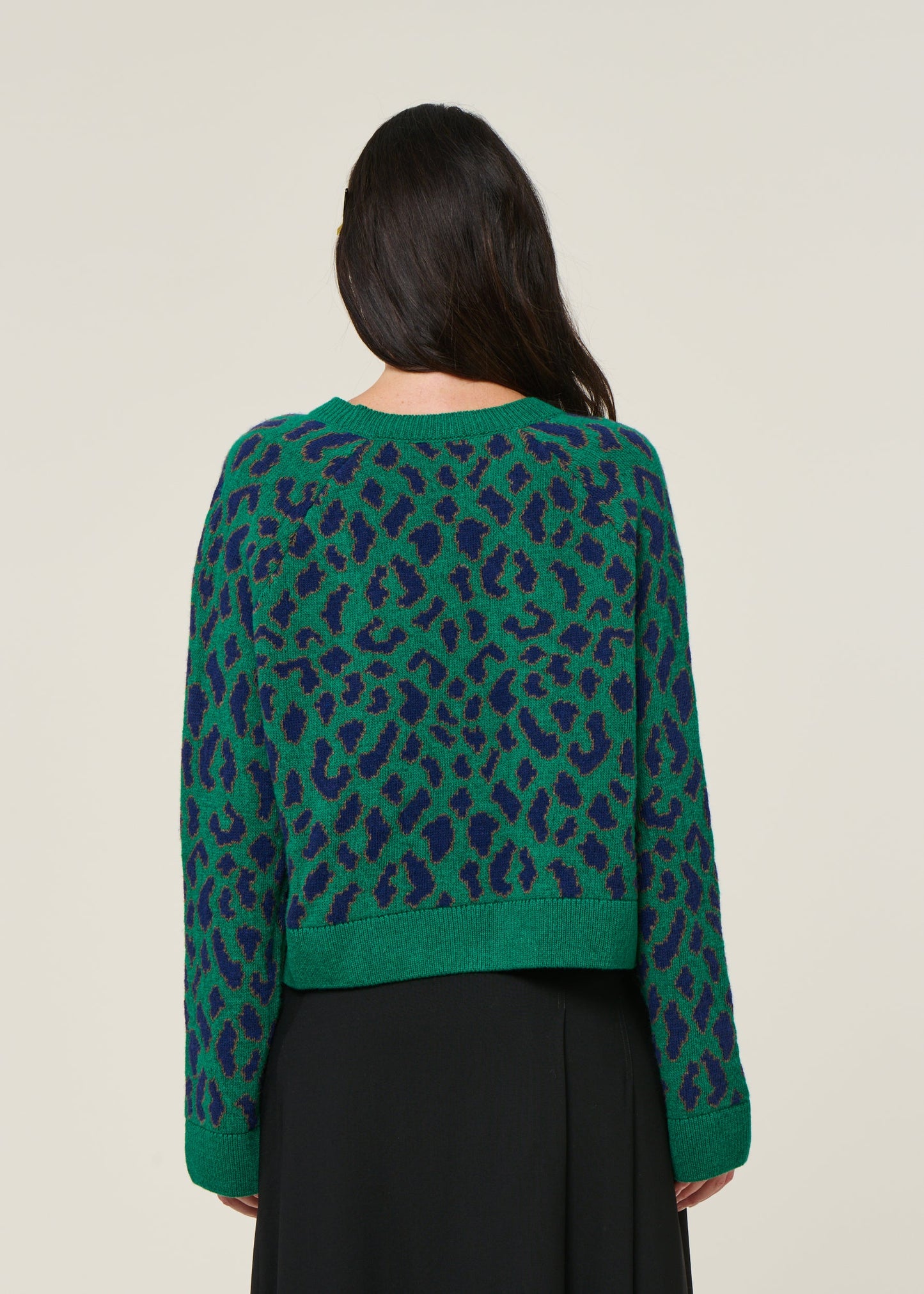 Pull à motif léopard en laine et coton bio | vert "diliriaa leopaa - emerald green"