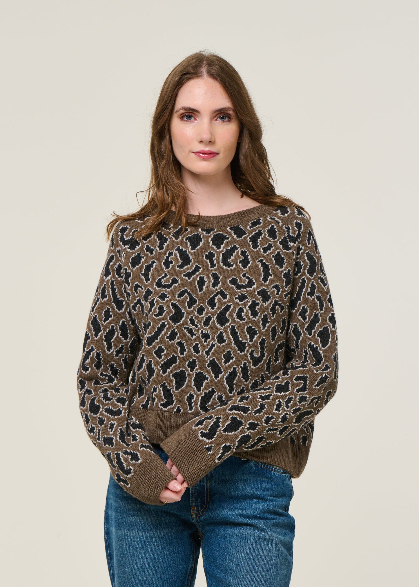 Pull à motif léopard en laine et coton bio | marron "diliriaa leopaa - walnut cream"