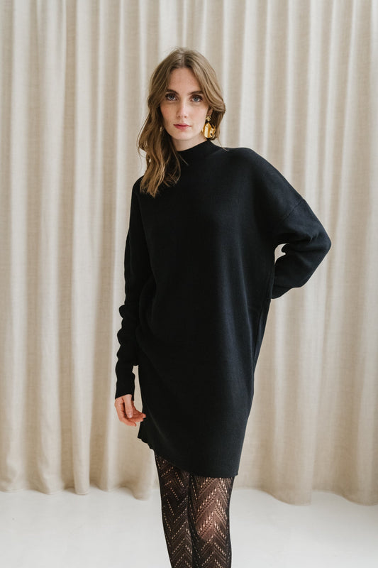Robe pull en maille de coton bio | Noir "nuna black"