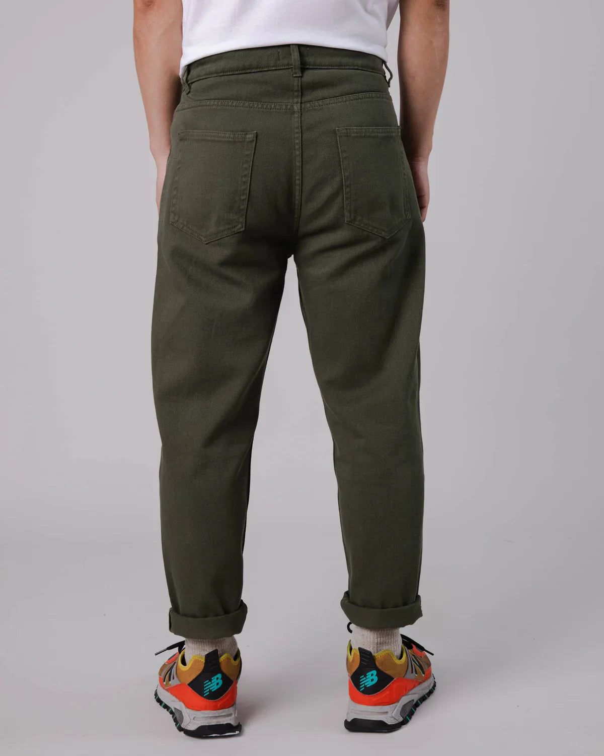 Pantalon fuselé en coton bio | vert foncé "5 pocket pant stone green"