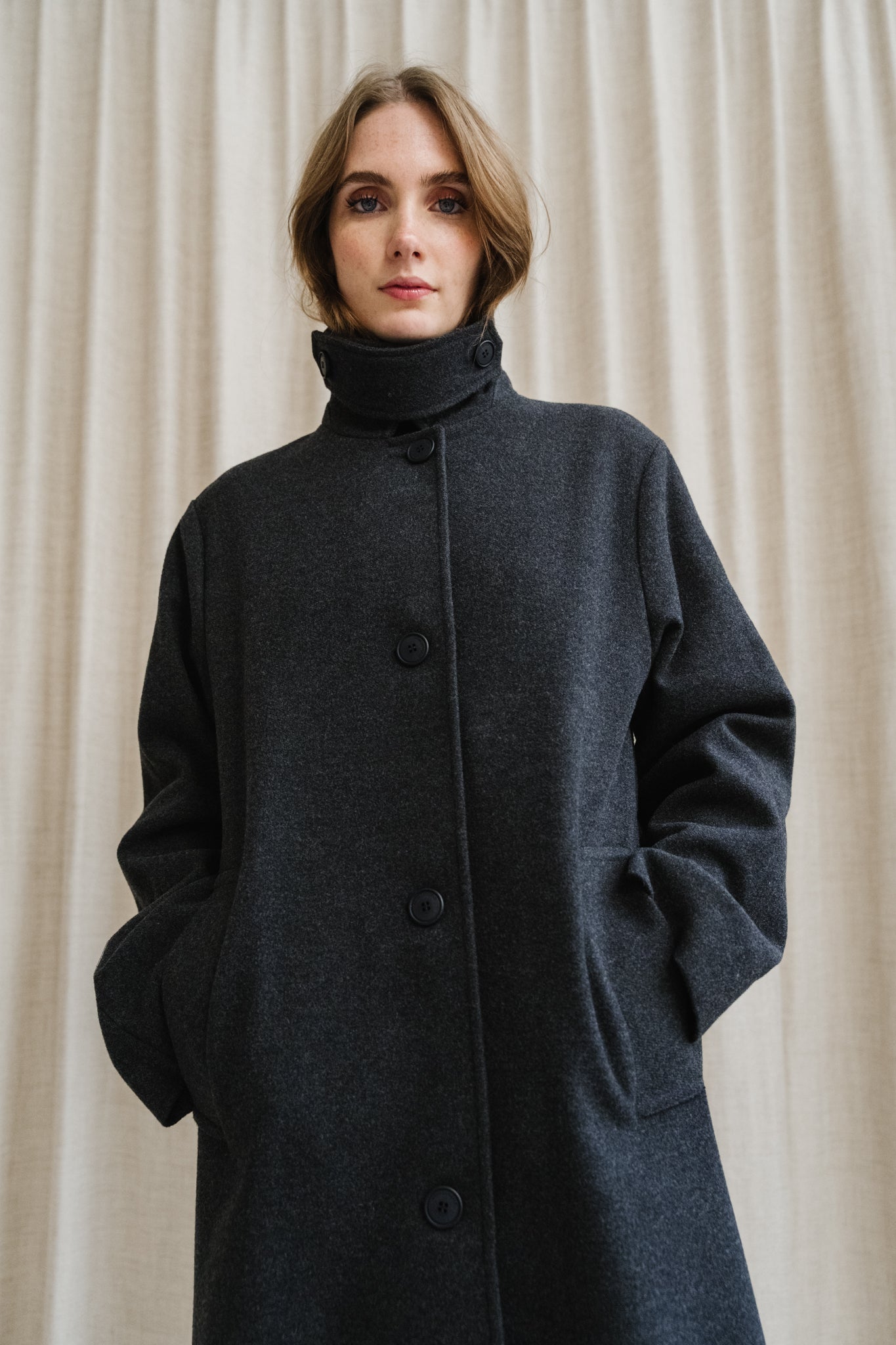 Manteau long en laine bio | gris foncé "vaanoise wool - steel melange"