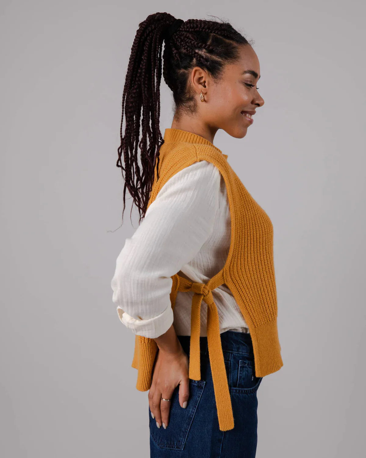 Pull sans manches en matières recyclées | moutarde "spencer waistcoat"
