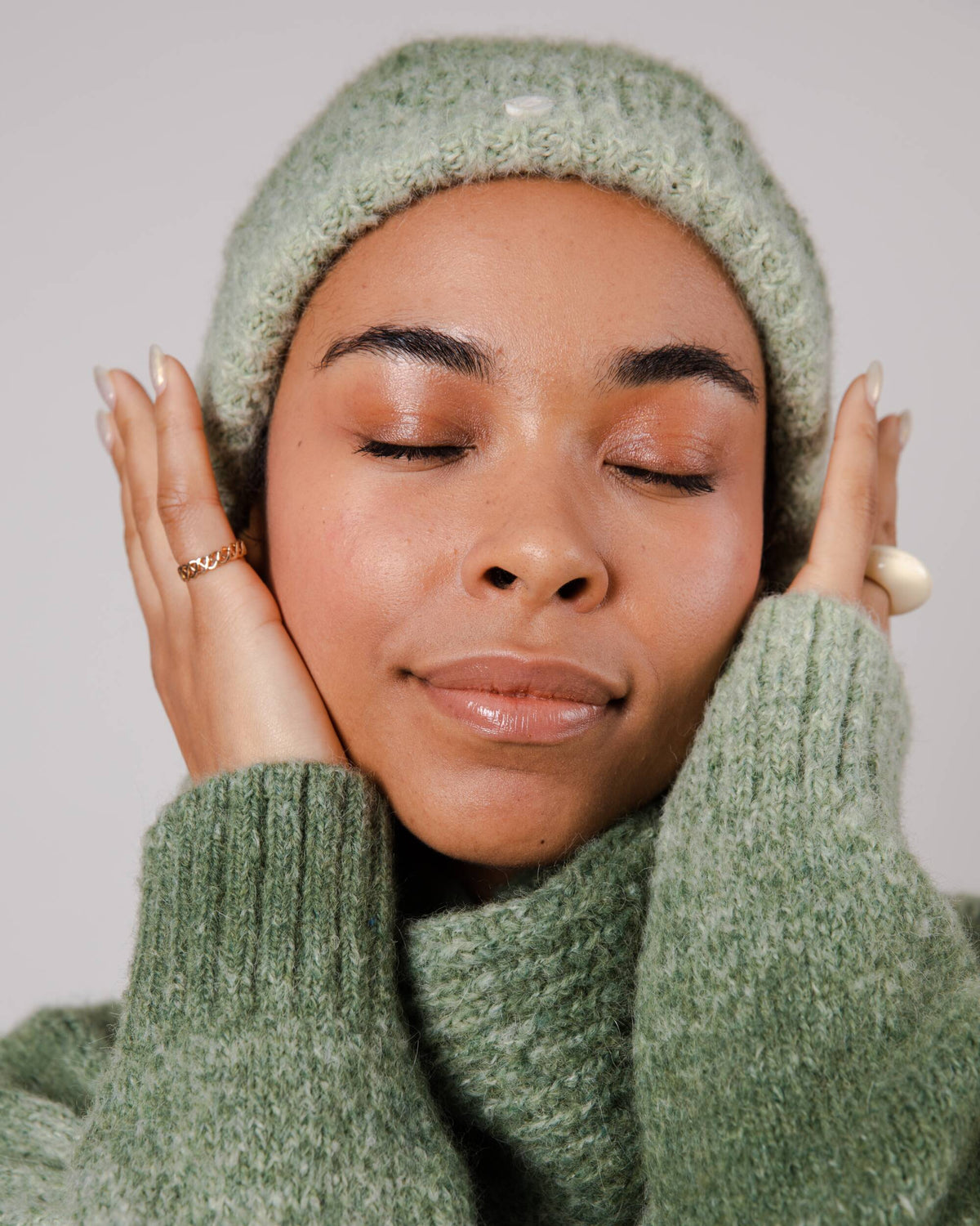 Bonnet en laine recyclée | vert "retro beanie moss"