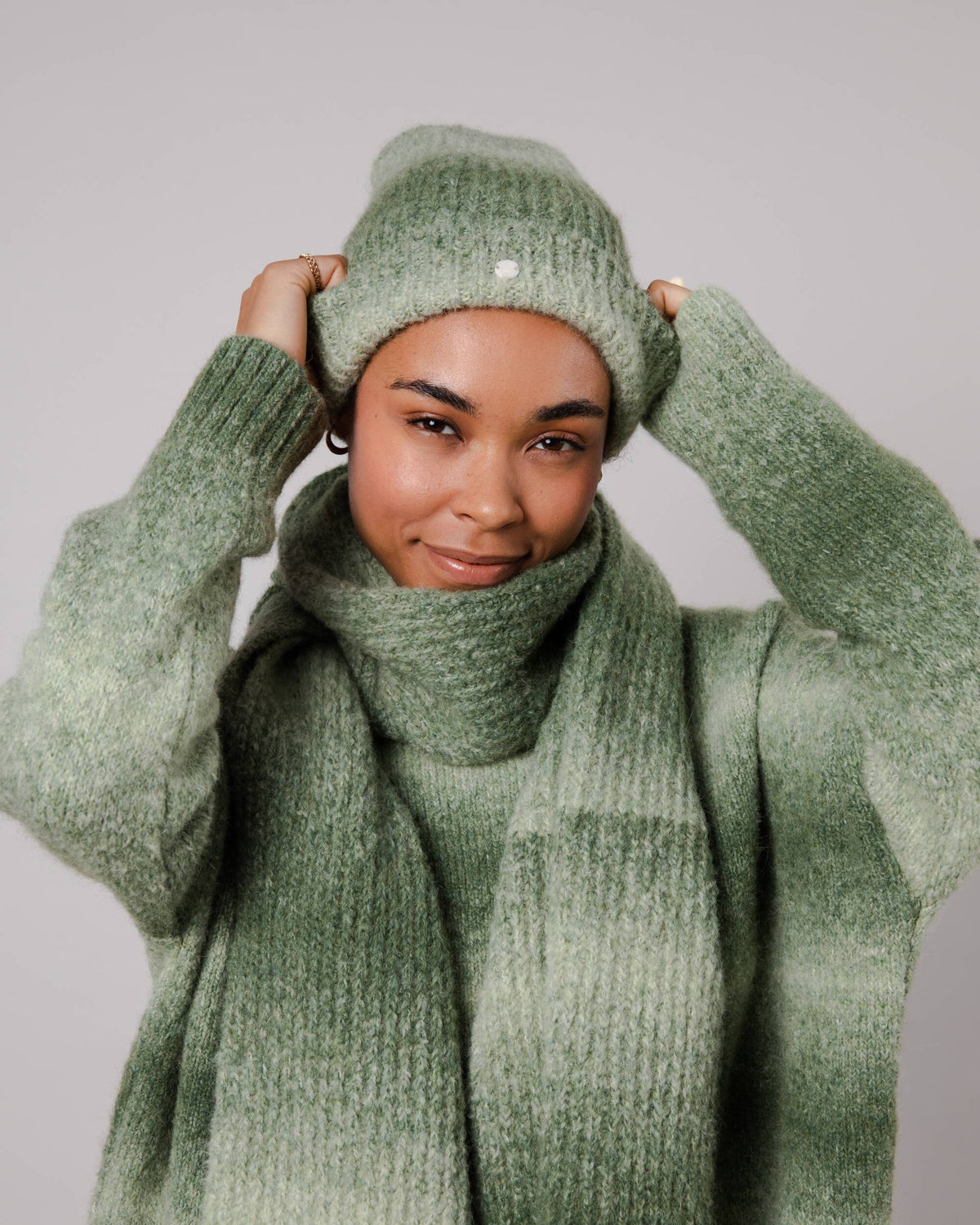 Écharpe en laine recyclée | verte "retro scarf moss"