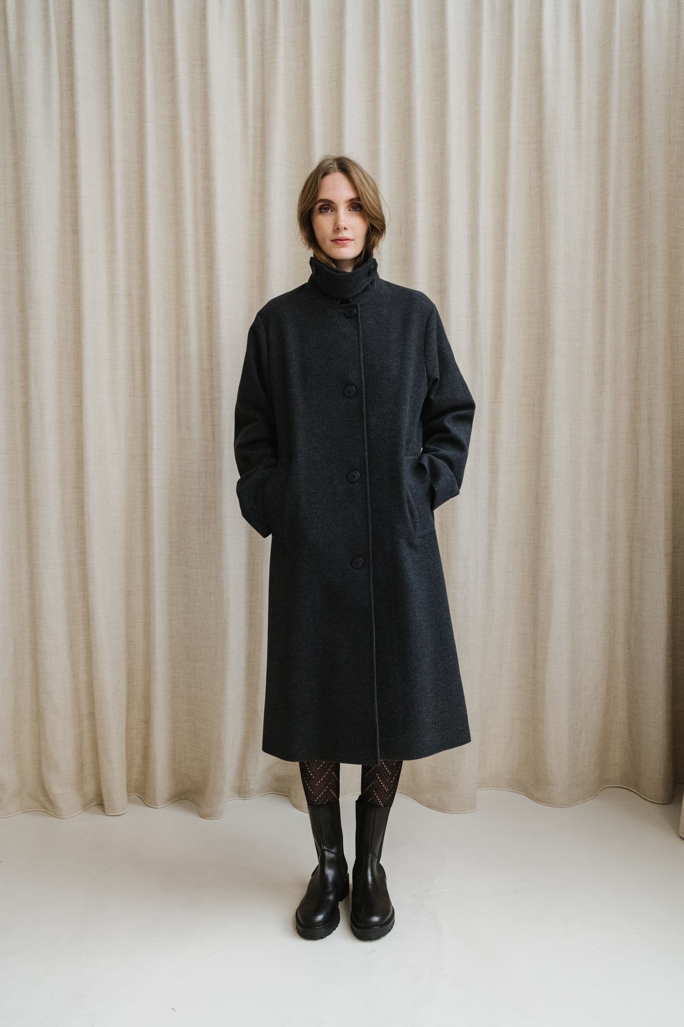 Manteau long en laine bio | gris foncé "vaanoise wool - steel melange"