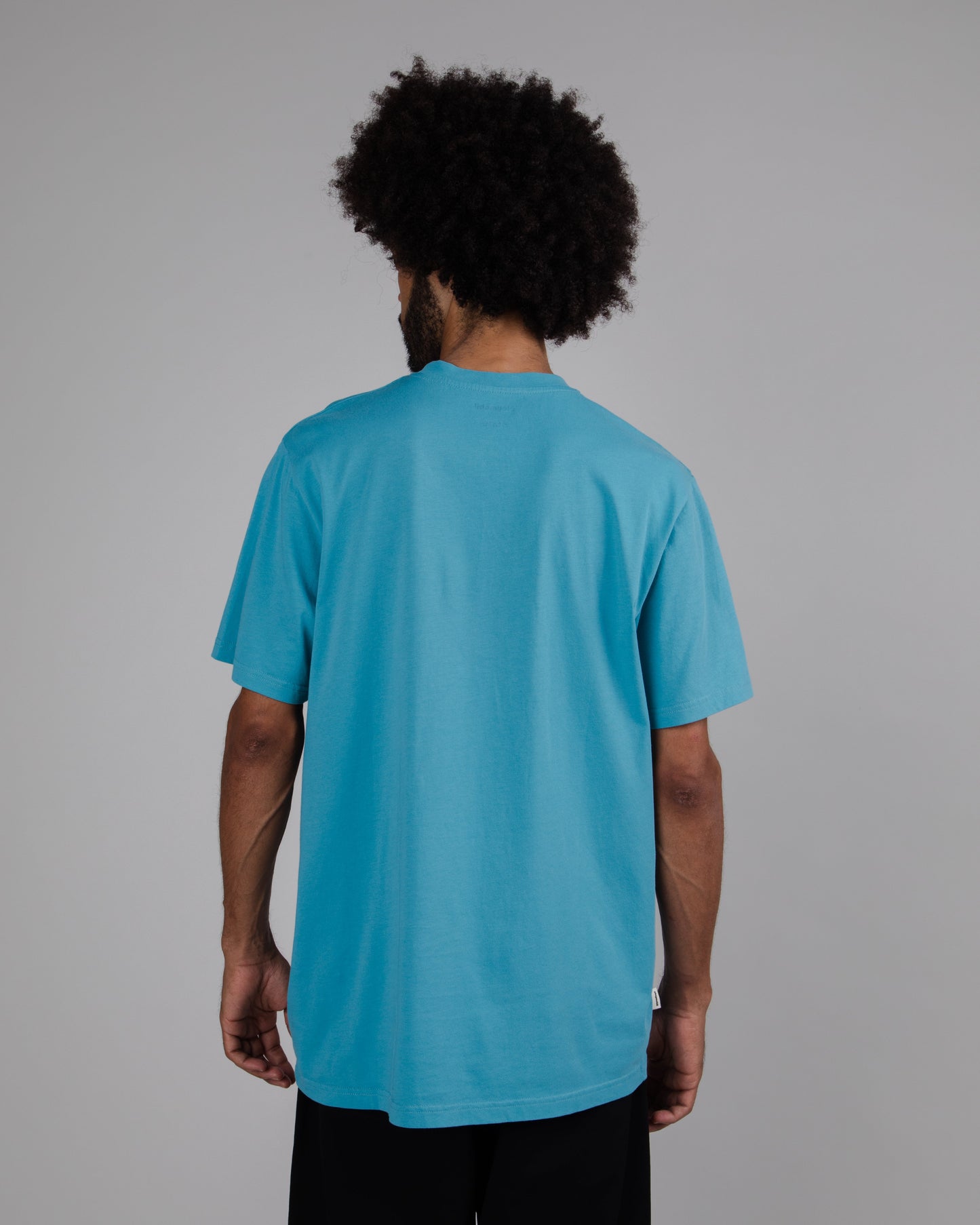 T-shirt brodé en coton bio | bleu "we are playmobil t-shirt deep ocean blue"