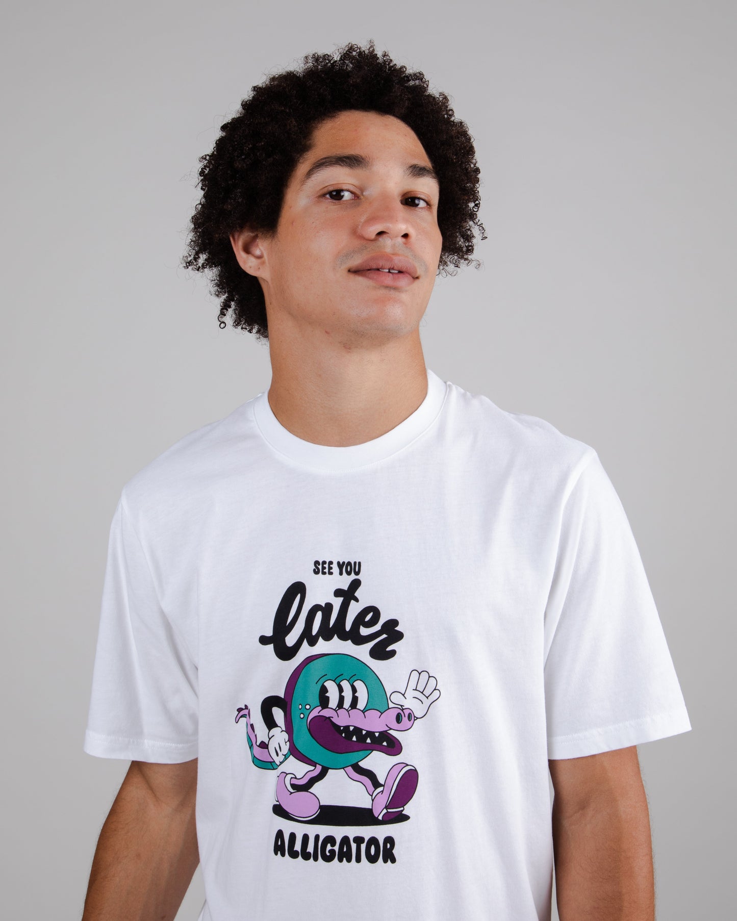 T-shirt en coton bio | blanc "yeye alligator regular t-shirt white"