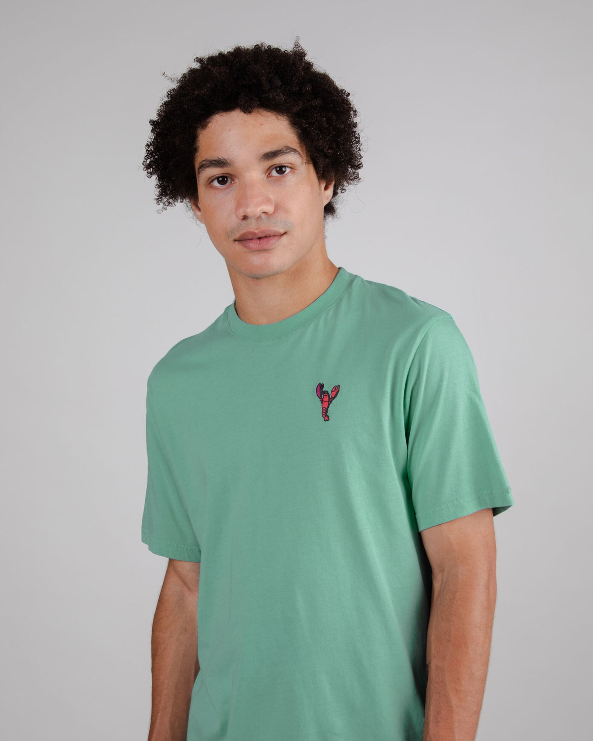 T-shirt brodé en coton bio | bleu "lobster regular t-shirt ocean  blue"