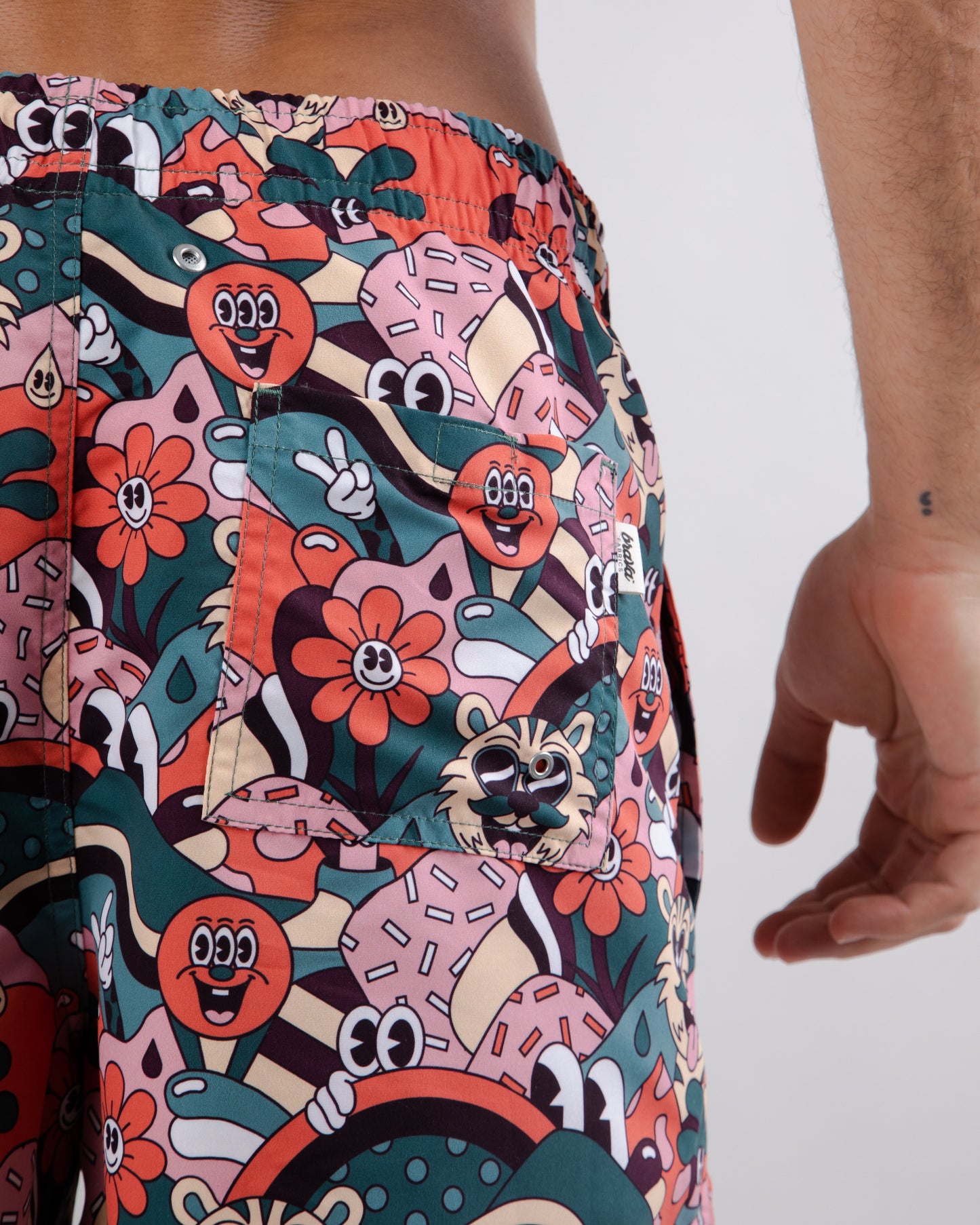 Short de bain en matière recyclée | multicolore "yeye weller swimwear navy blue"