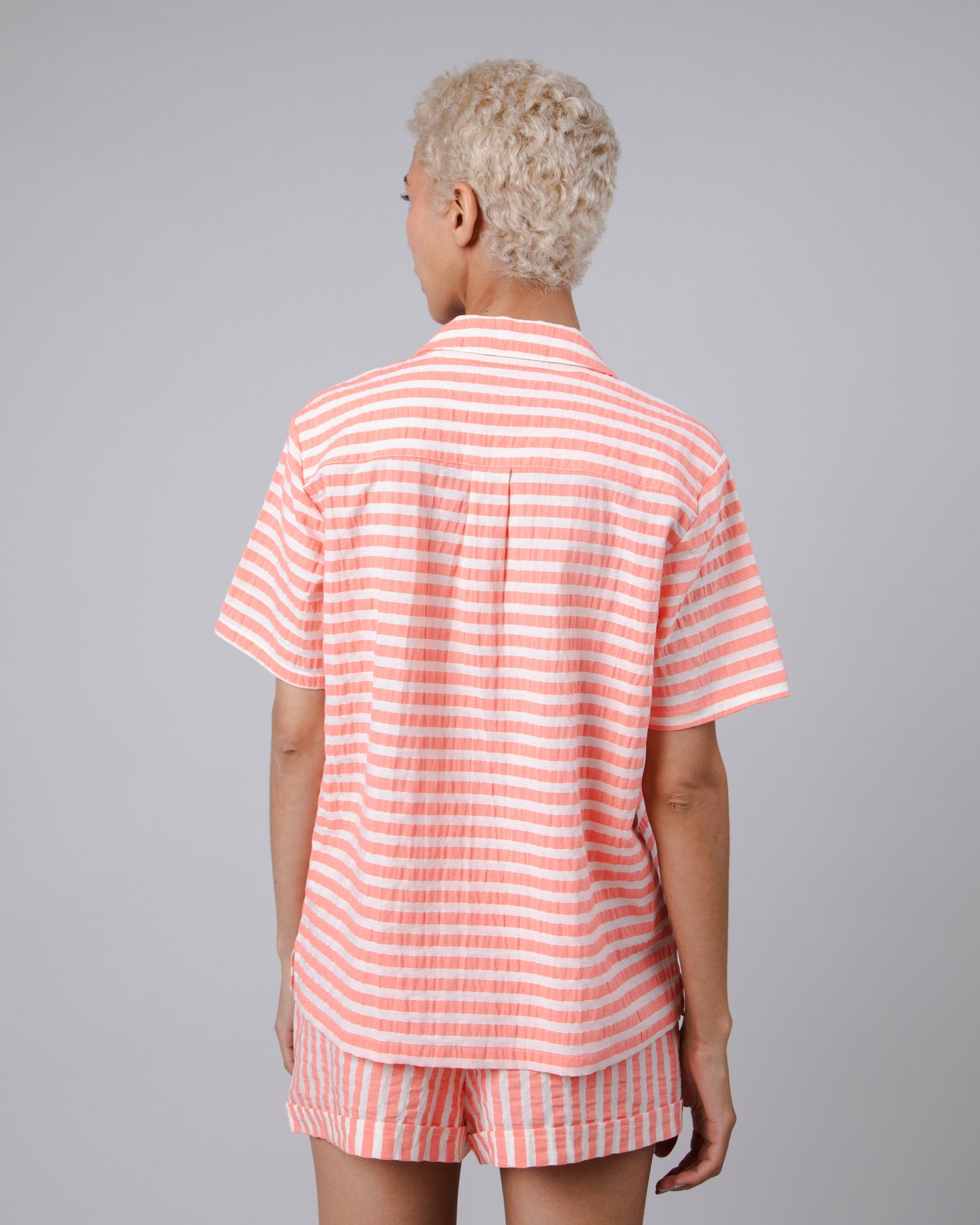 Chemisette en coton bio et recyclé | rayée rose "stripes aloha blouse vermillion red"