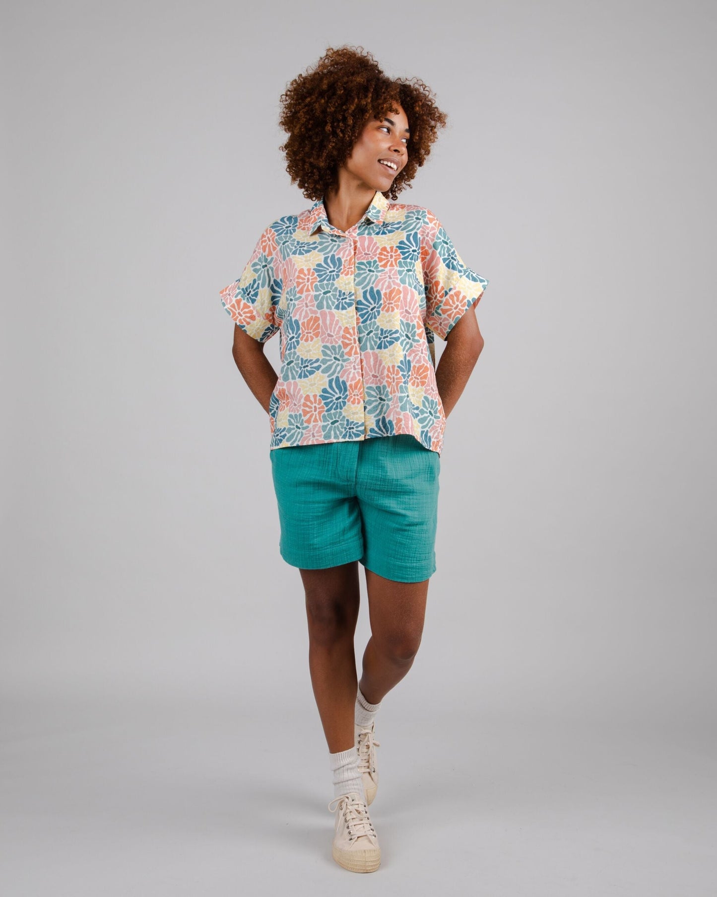 Chemisette à motifs en coton bio | multicolore "spring sleeveless blouse offwhite white"