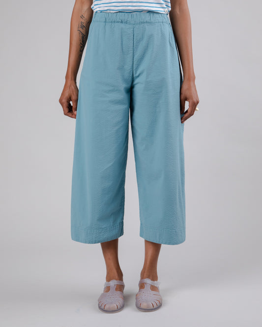 Pantalon 7/8 en coton bio | bleu "seersucker oversize picnic ocean blue"