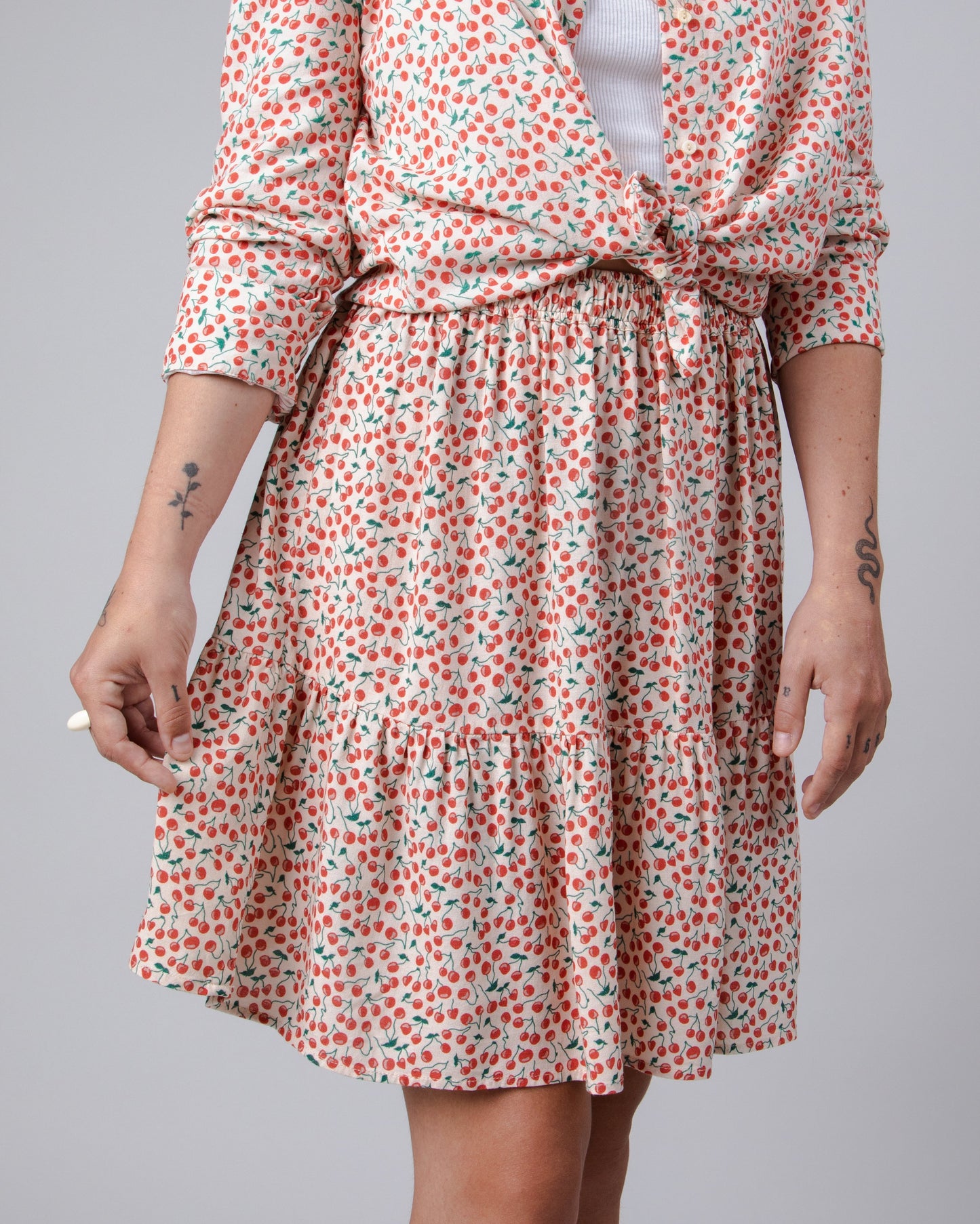 Jupe à volants en ecovero et lin | multicolore "cherry short skirt sand yellow"
