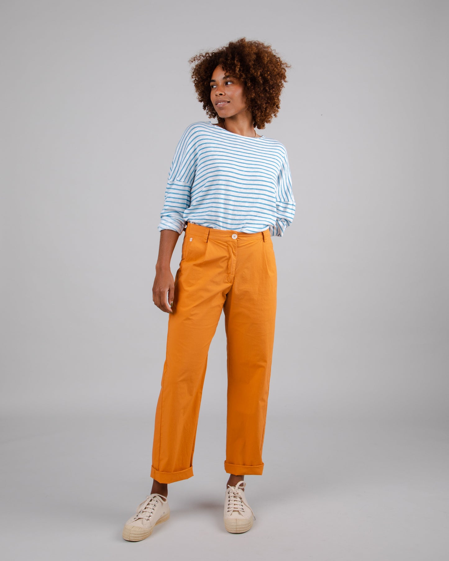 T-shirt manches longues en coton bio | Rayé bleu et blanc "stripes fine knit sweater offwhite white"