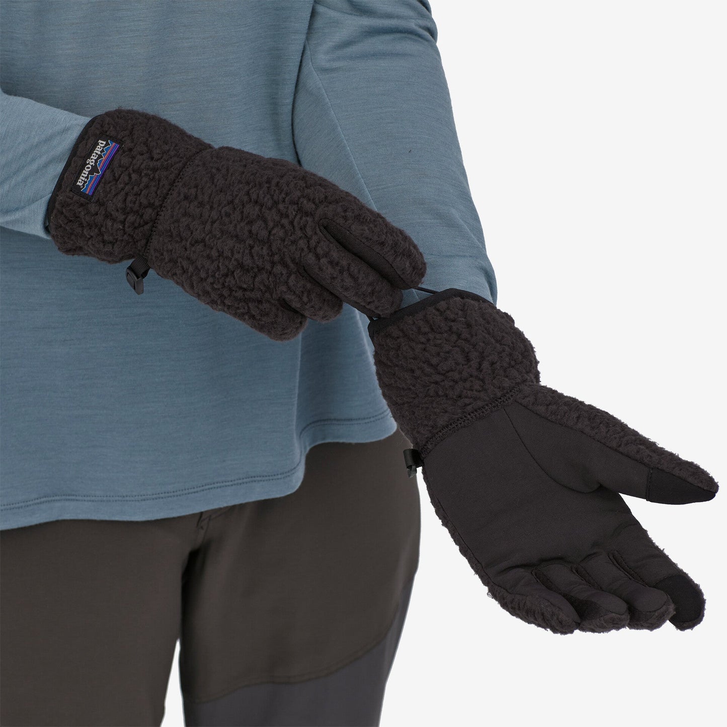 Gants en matière recyclée | noir "retro pile gloves black"