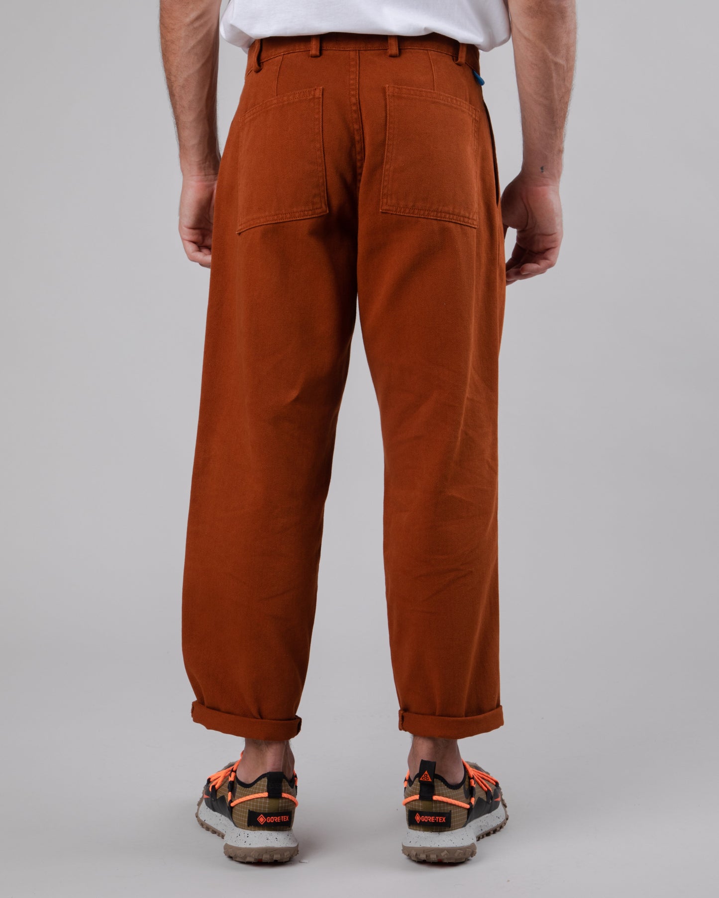 Pantalon ample en coton bio | marron "carpenter pant nutshell brown"