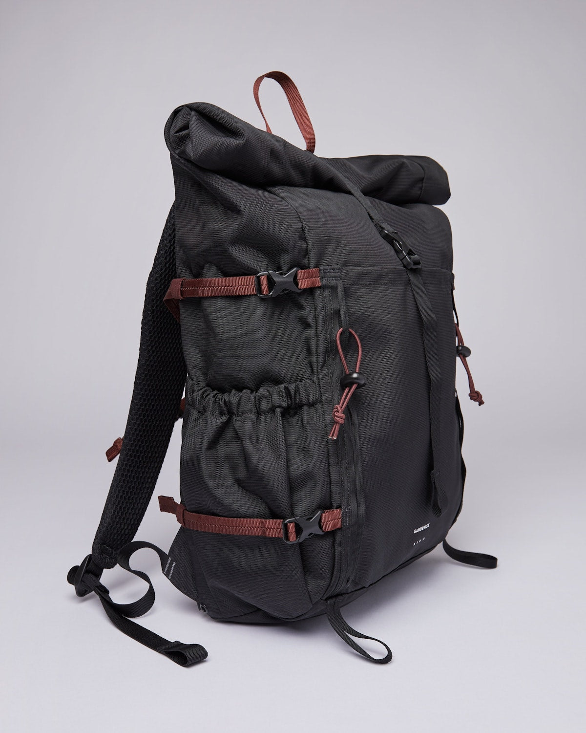 Sac à dos rolltop imperméable en matière recyclée | Noir "forest hike black"