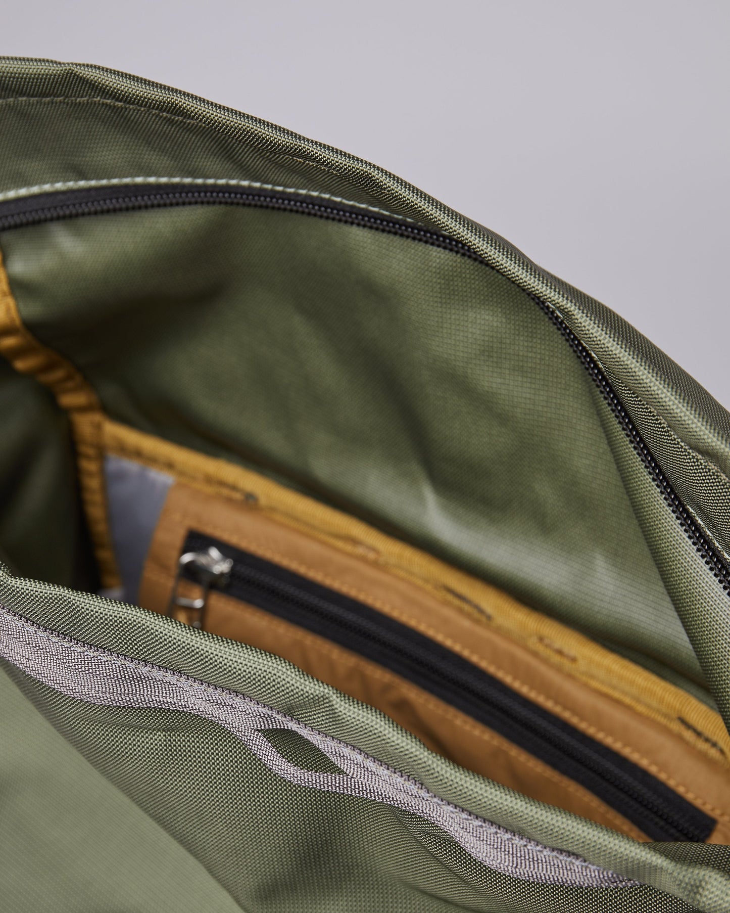 Sac à dos rolltop imperméable en recyclé | Vert "forest hike multi trekk green/leaf green"